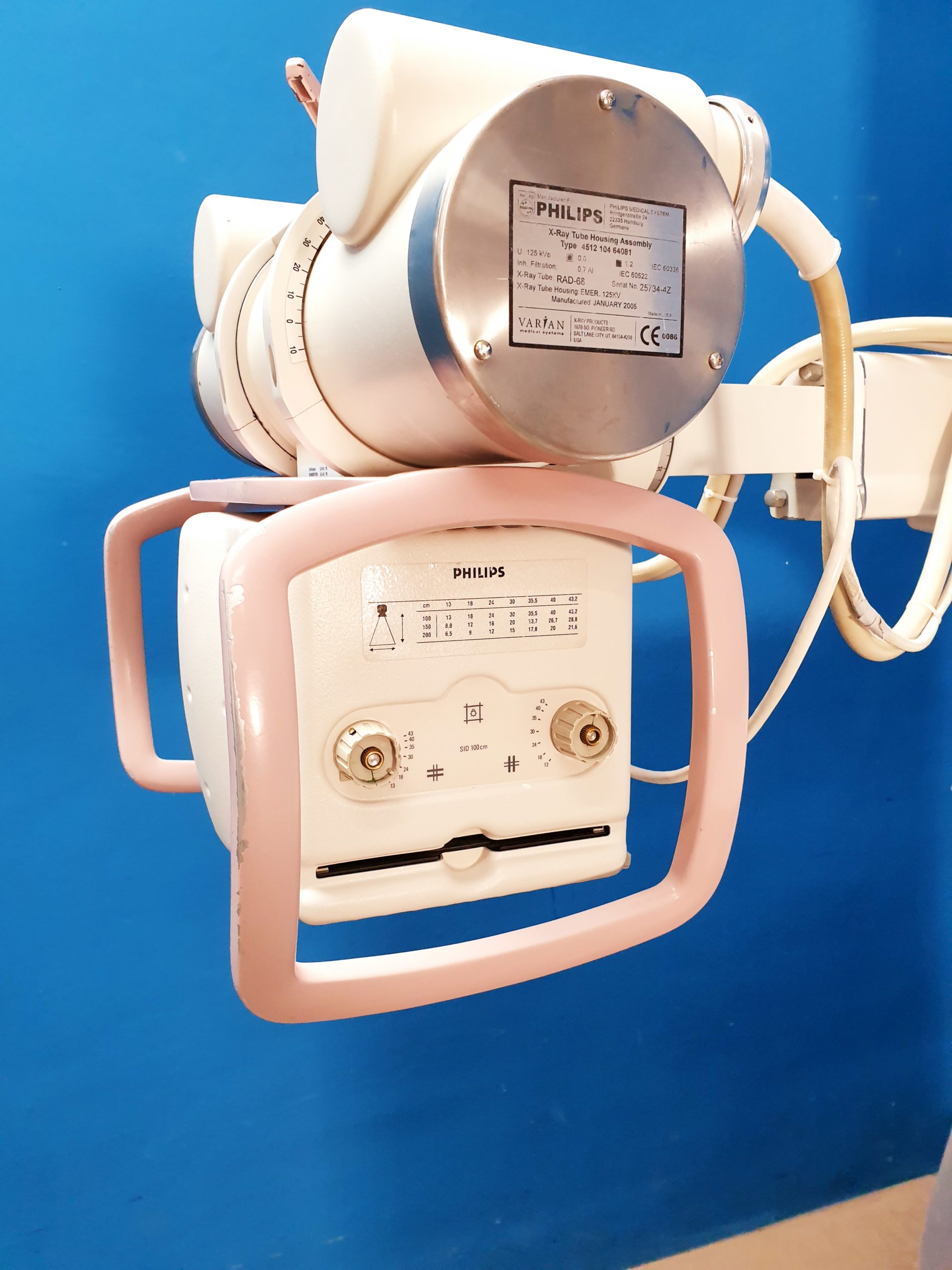 Philips Practix 300 Röntgengerät – Fahrbar — — image 1 of 13