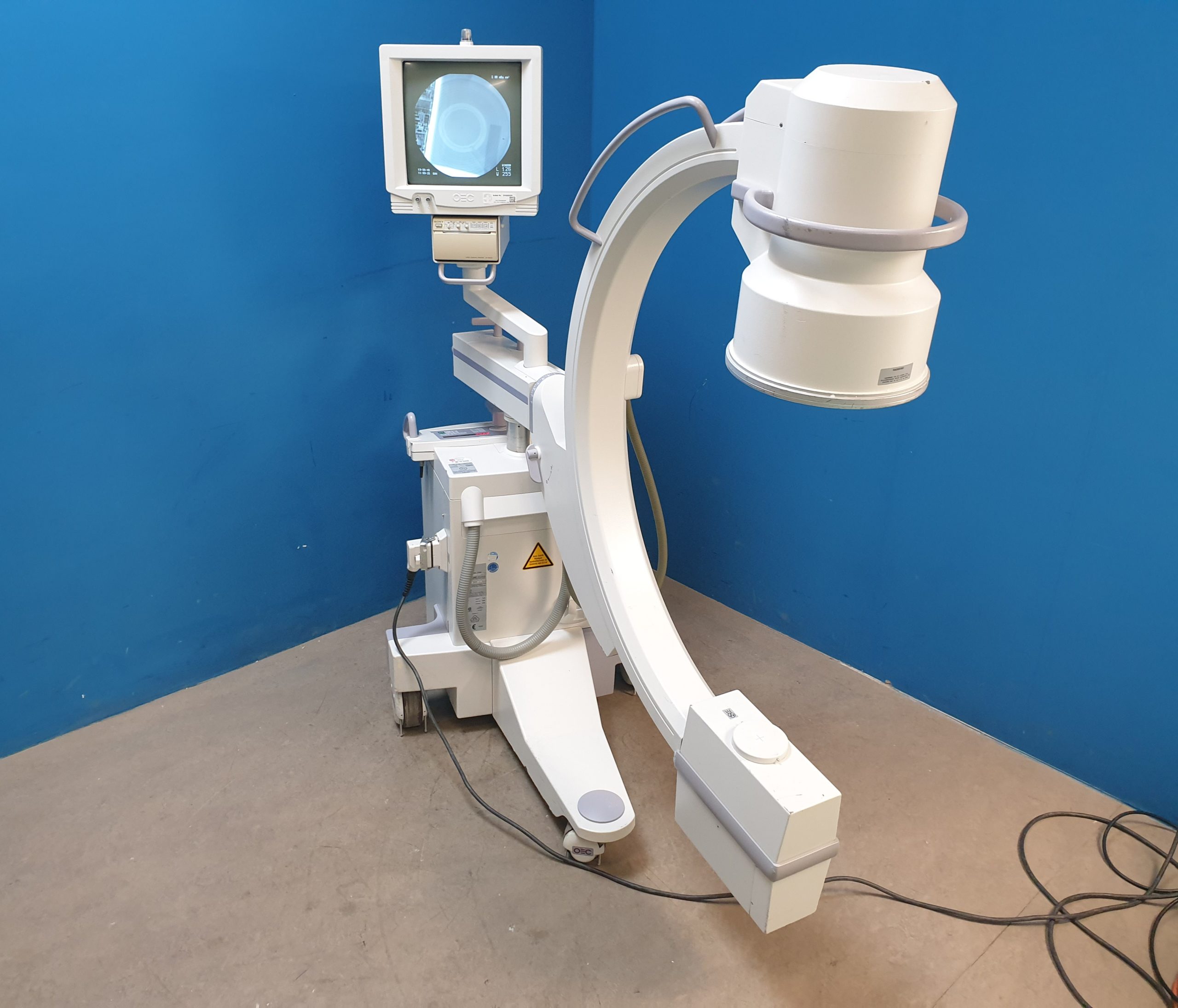 OEC Compact 7700 C Arm C Bogen — image 1 of 14