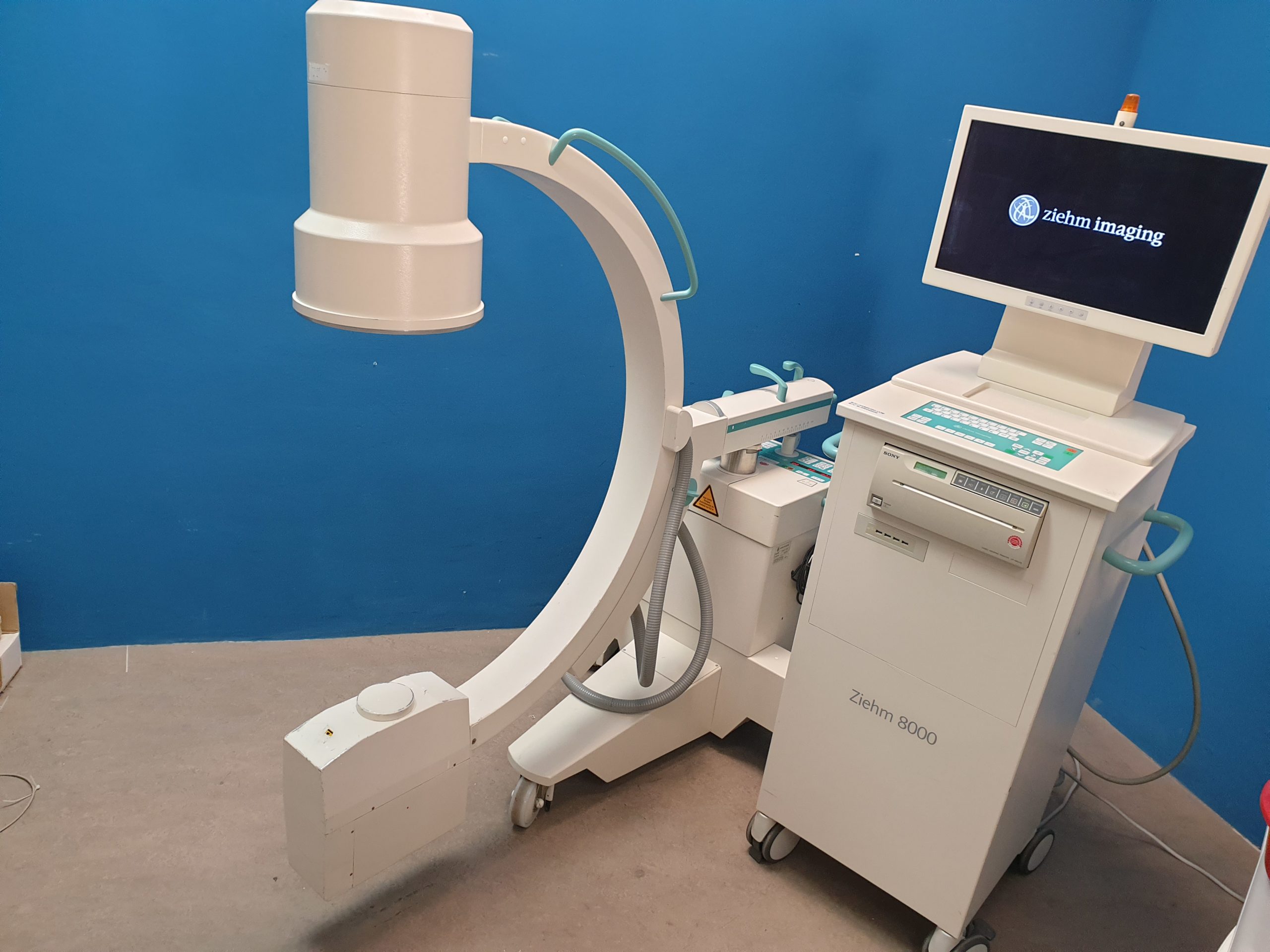 Ziehm 8000 C-Bogen C Arm Röntgengerät mit Flachmonitore thumbnail 2