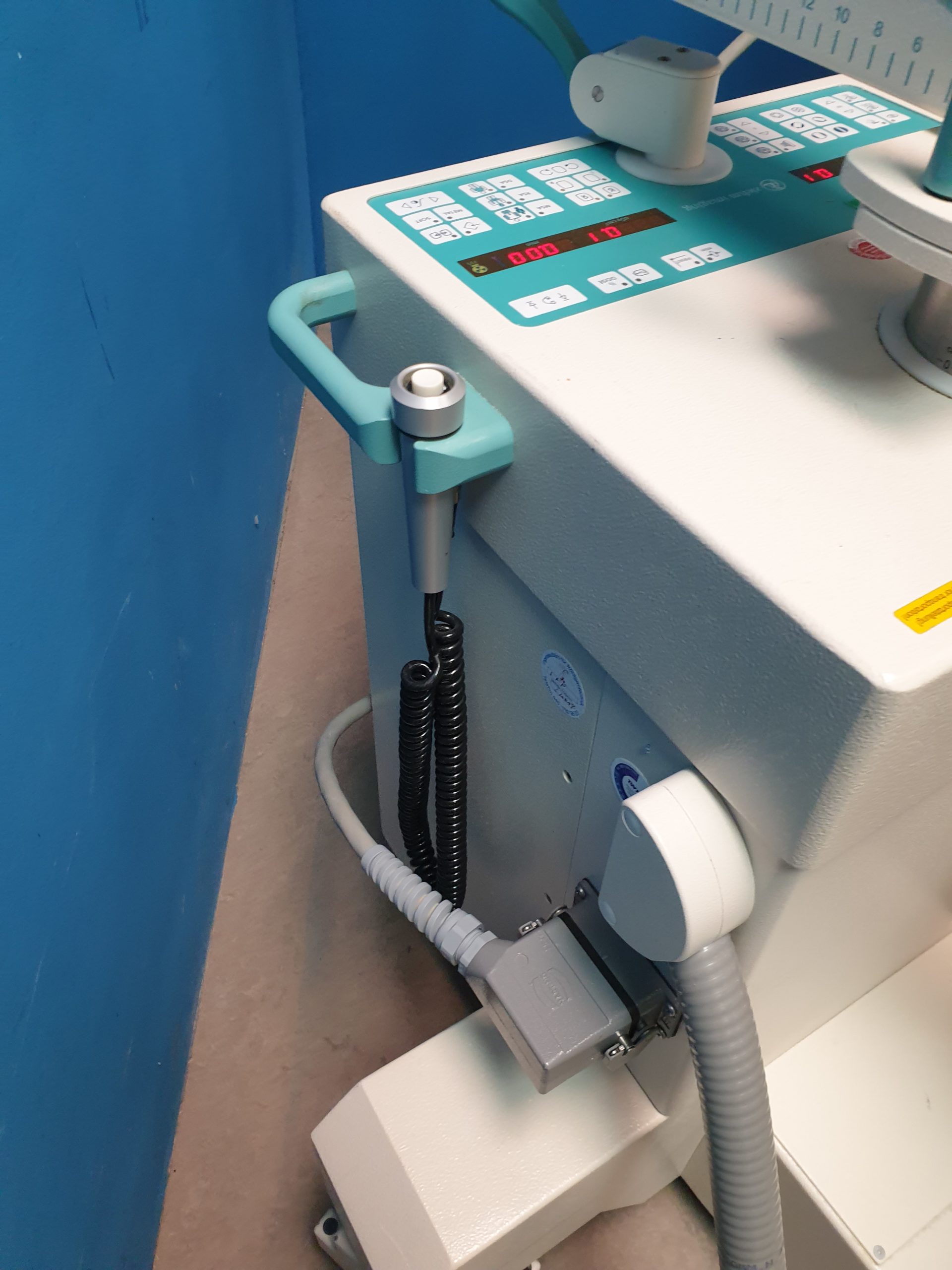 Ziehm 8000 C-Bogen C Arm Röntgengerät mit Flachmonitore thumbnail 7