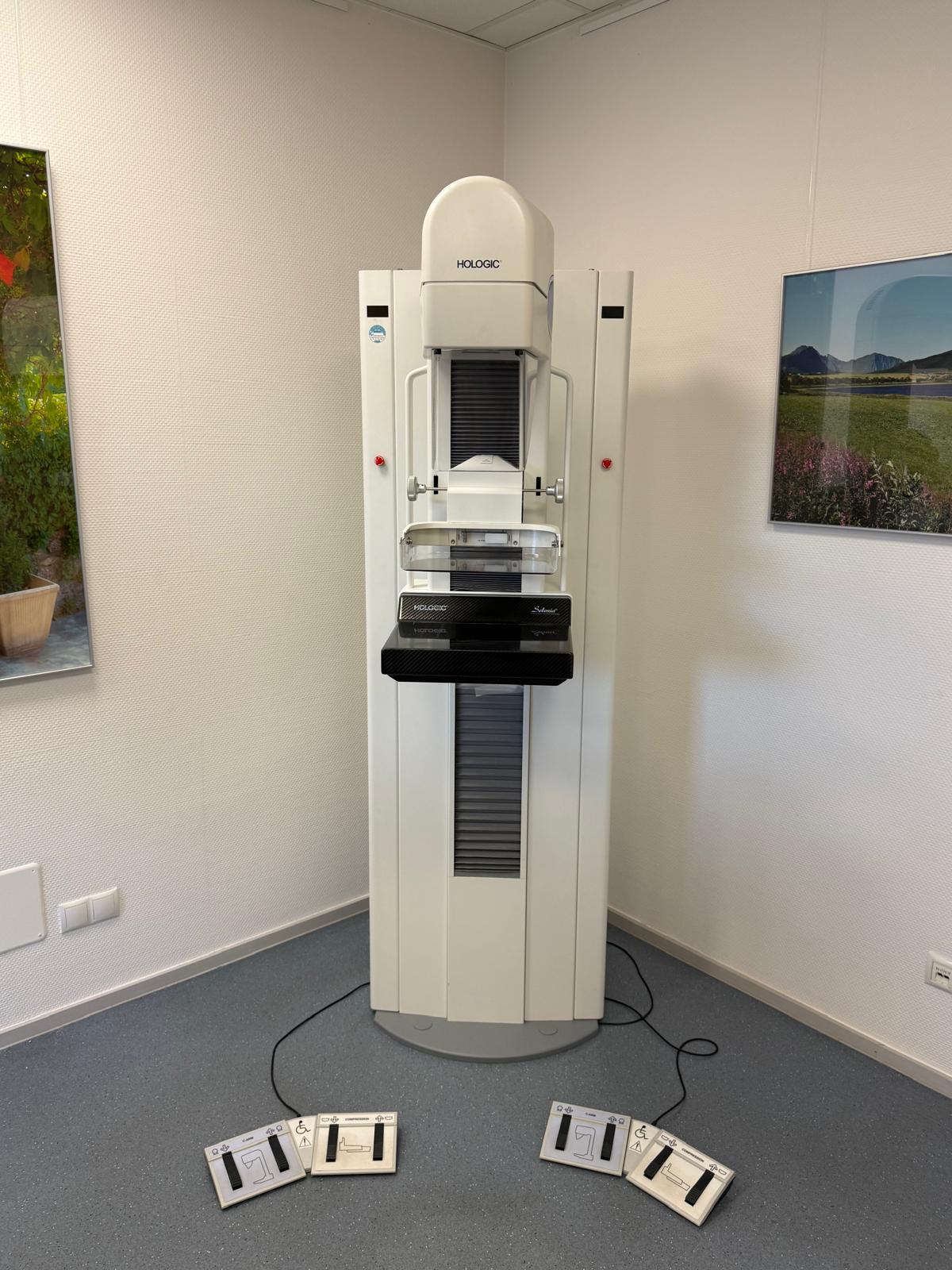 Hologic Selenia -Mammographiergerät – Digitale Mammographie, Hologic Selenia, thumbnail 26