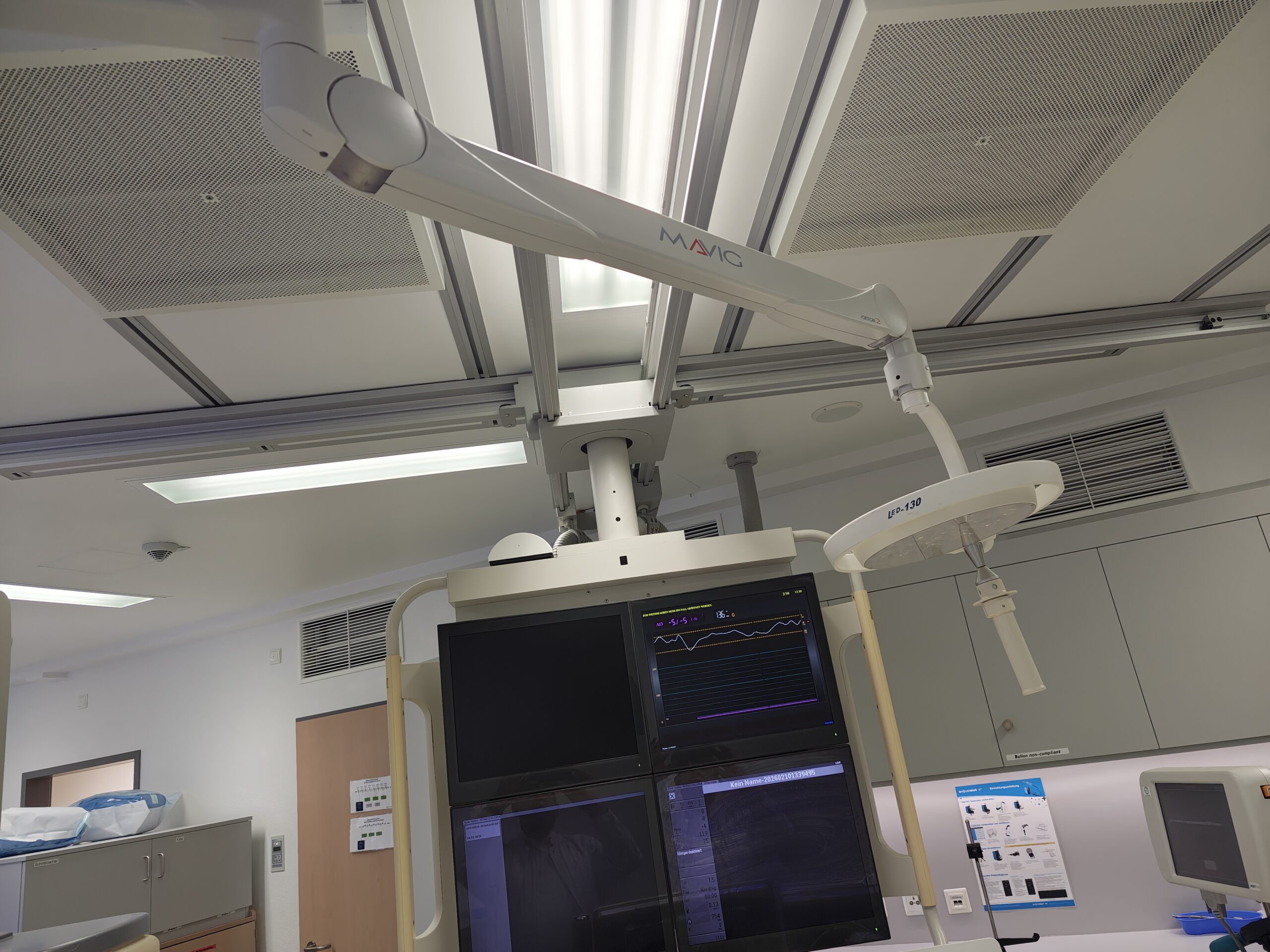 Philips Allura Xper FD10 Cath Lab thumbnail 5