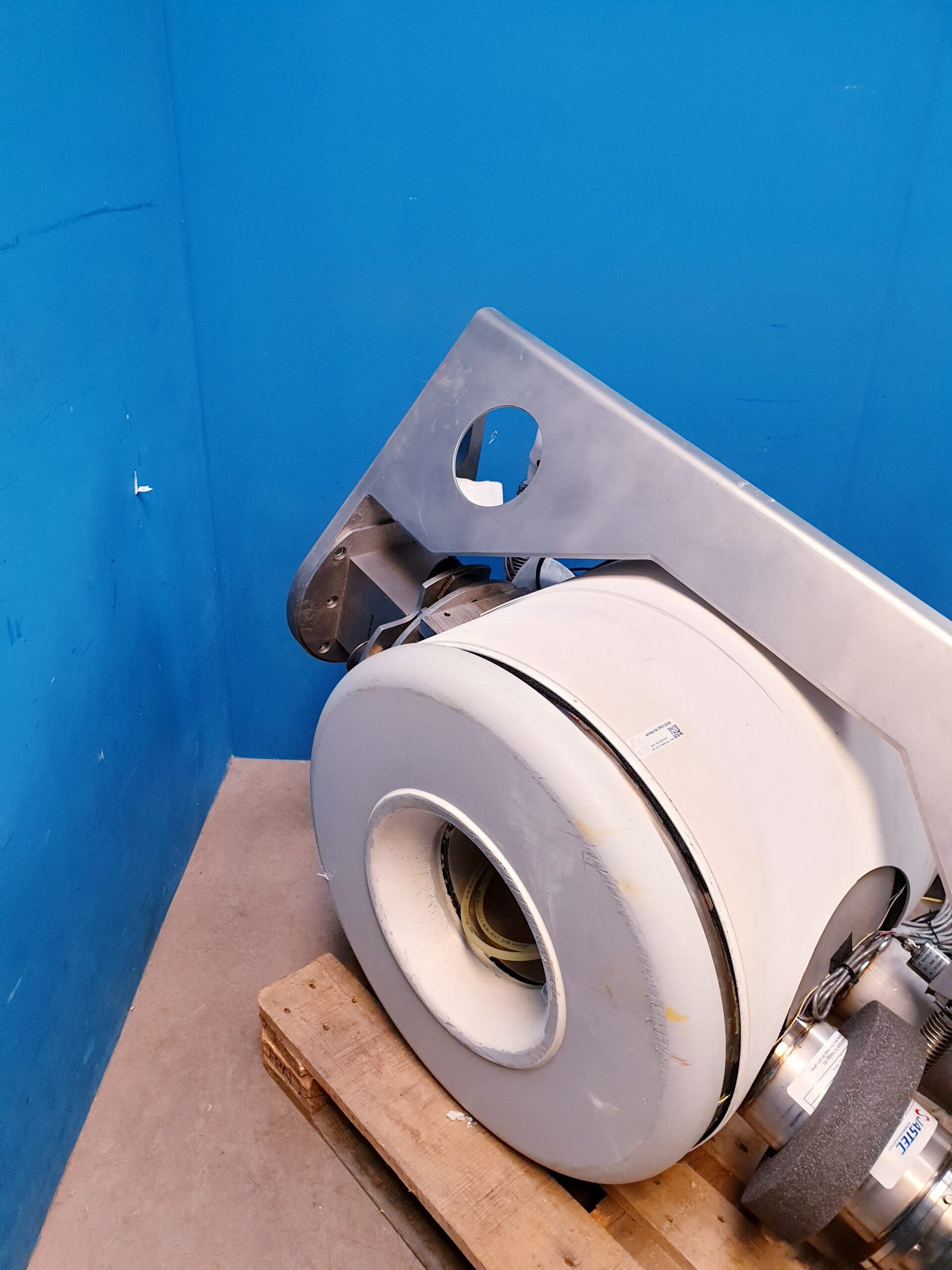 GE Optima MR430s 1.5T + JMTB-1.5T280SS + Sumitomo Heavy Industries Cold Head RDK-Serie (z.B. RDK-4xx, 3xx, 2xx + …. Ersatzteilgewinnung – thumbnail 4