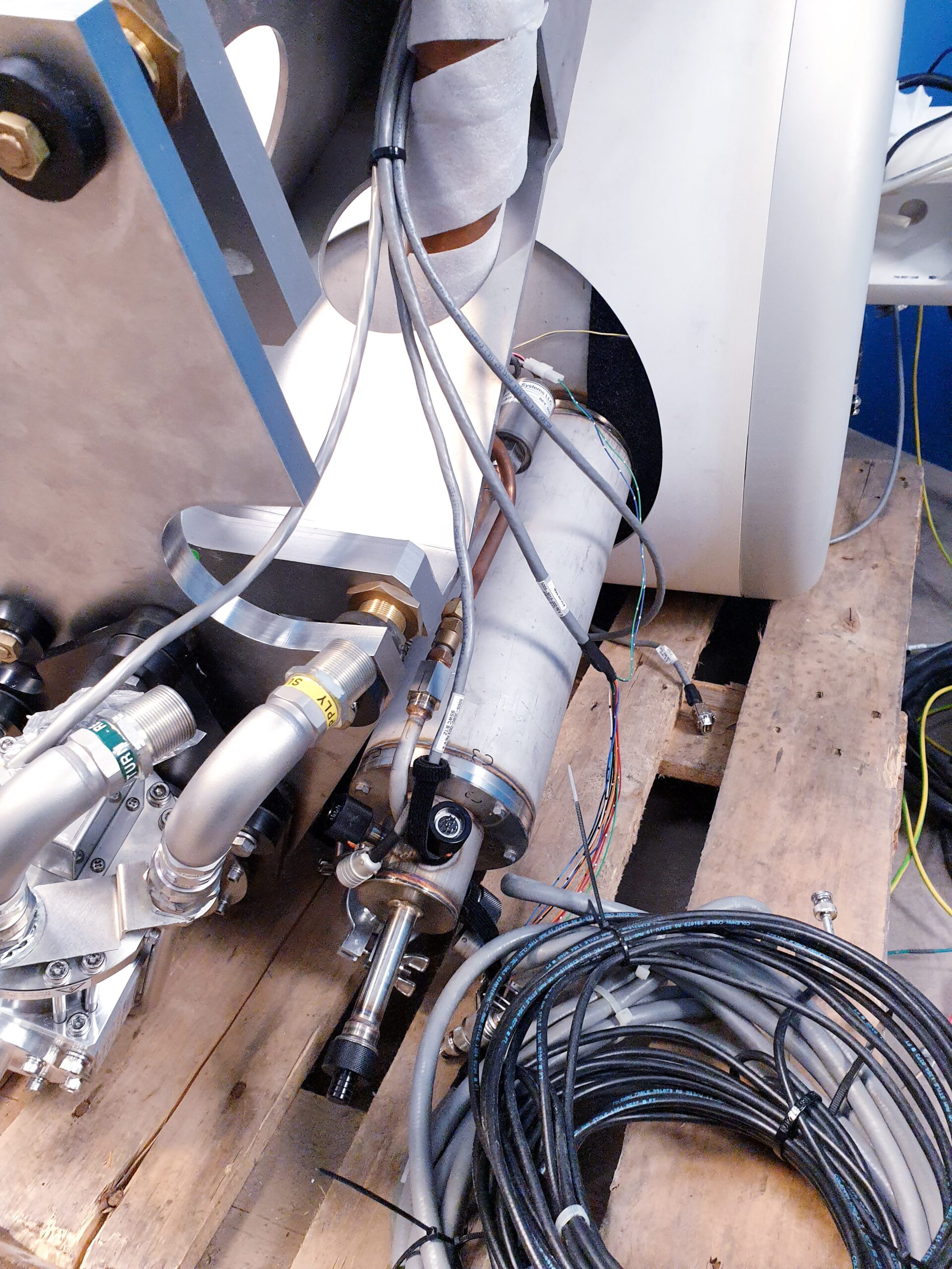 GE Optima MR430s 1.5T + JMTB-1.5T280SS + Sumitomo Heavy Industries Cold Head RDK-Serie (z.B. RDK-4xx, 3xx, 2xx + …. Ersatzteilgewinnung – thumbnail 24