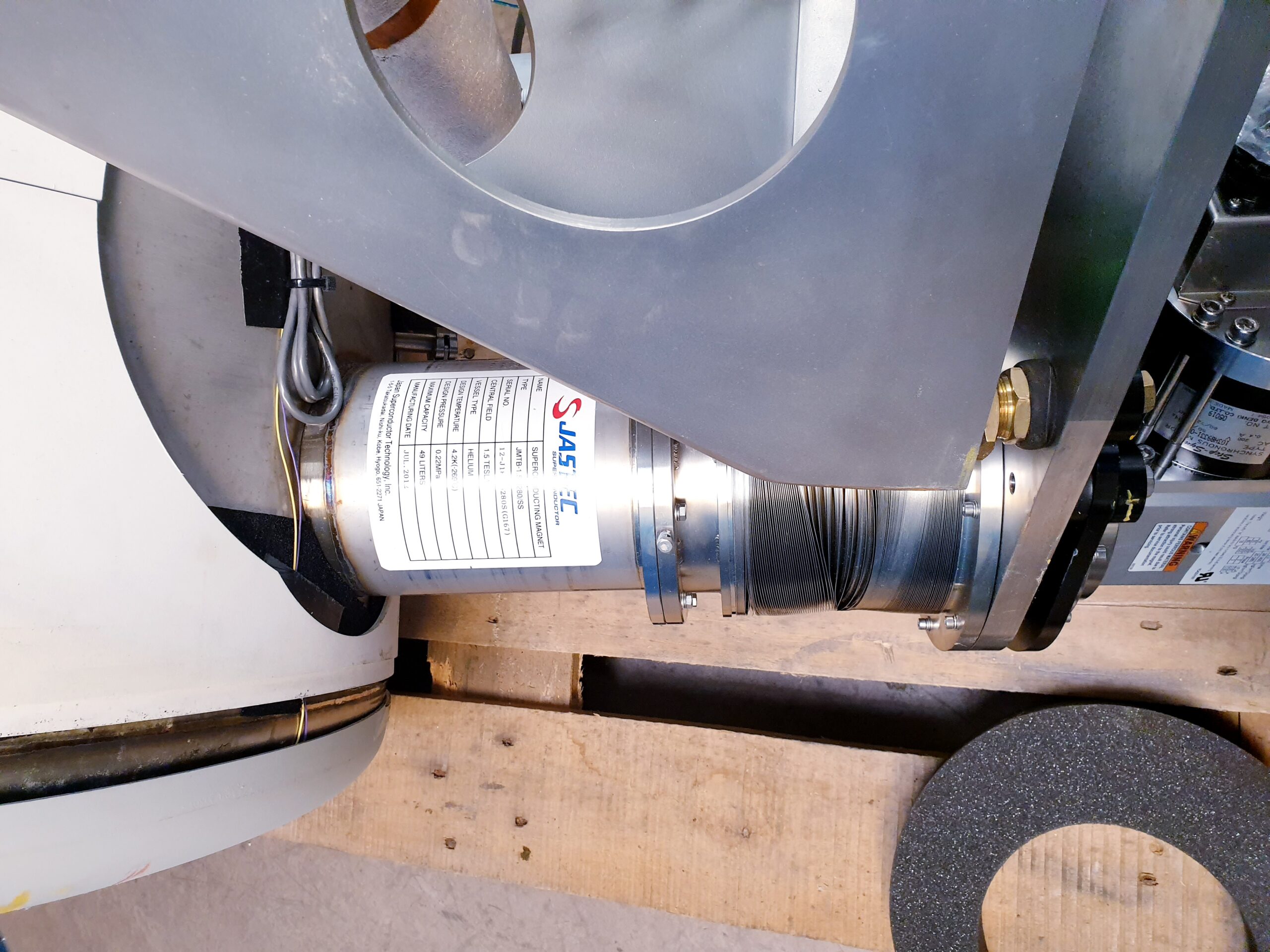 GE Optima MR430s 1.5T + JMTB-1.5T280SS + Sumitomo Heavy Industries Cold Head RDK-Serie (z.B. RDK-4xx, 3xx, 2xx + …. Ersatzteilgewinnung – thumbnail 26
