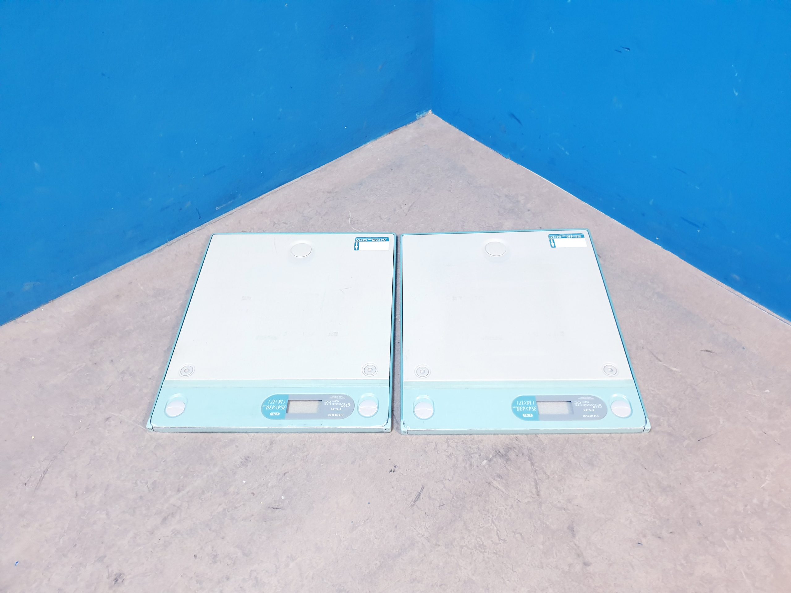 Fujifilm FCR Fuji IP CASSETTE type CC 35,4 x 43,0 cm — image 1 of 3