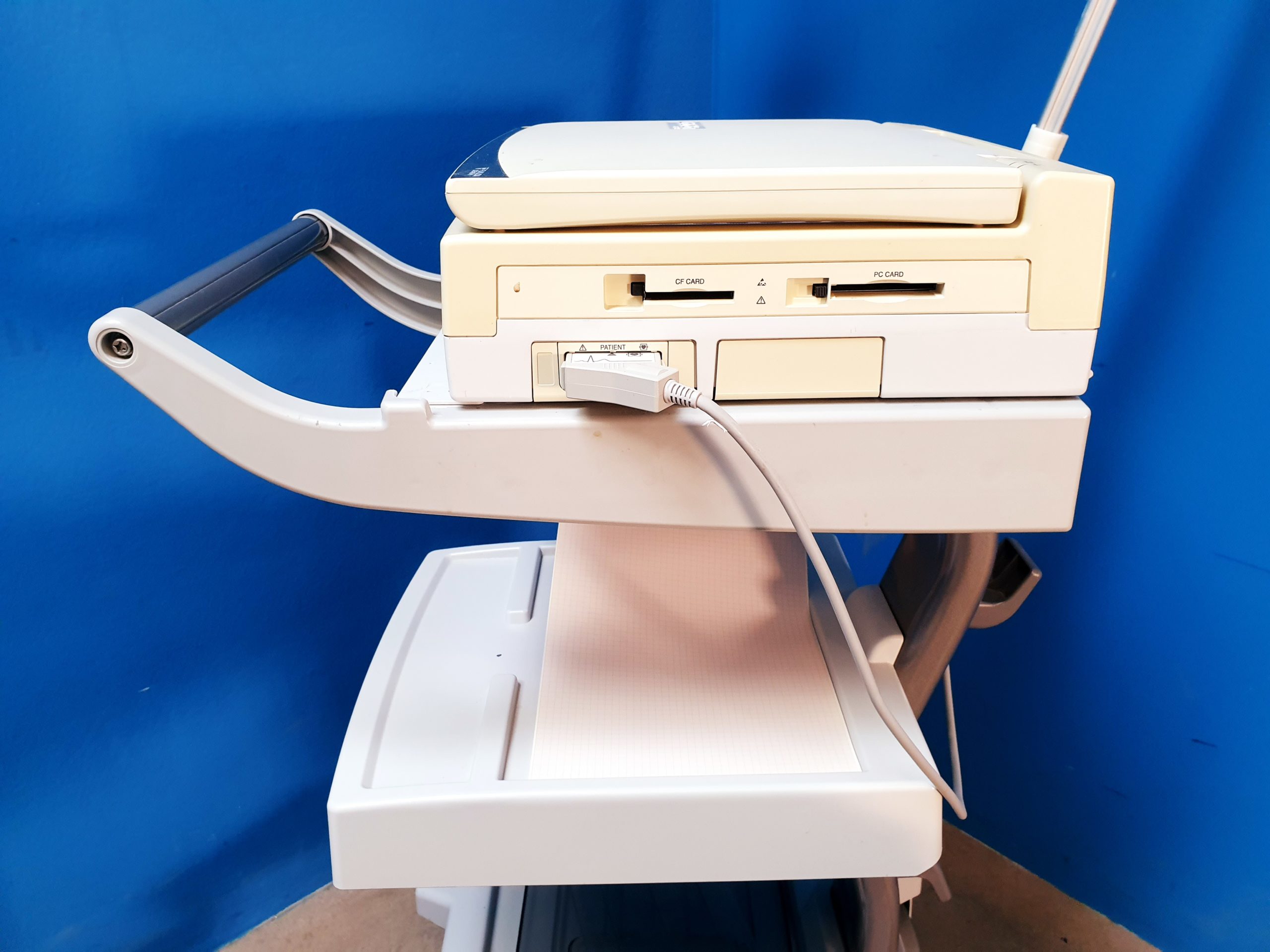 Fukuda Denshi CardiMax FX-7542 EKG Machine on Stand / Gestell mit with 10 Lead ECG Leads thumbnail 4