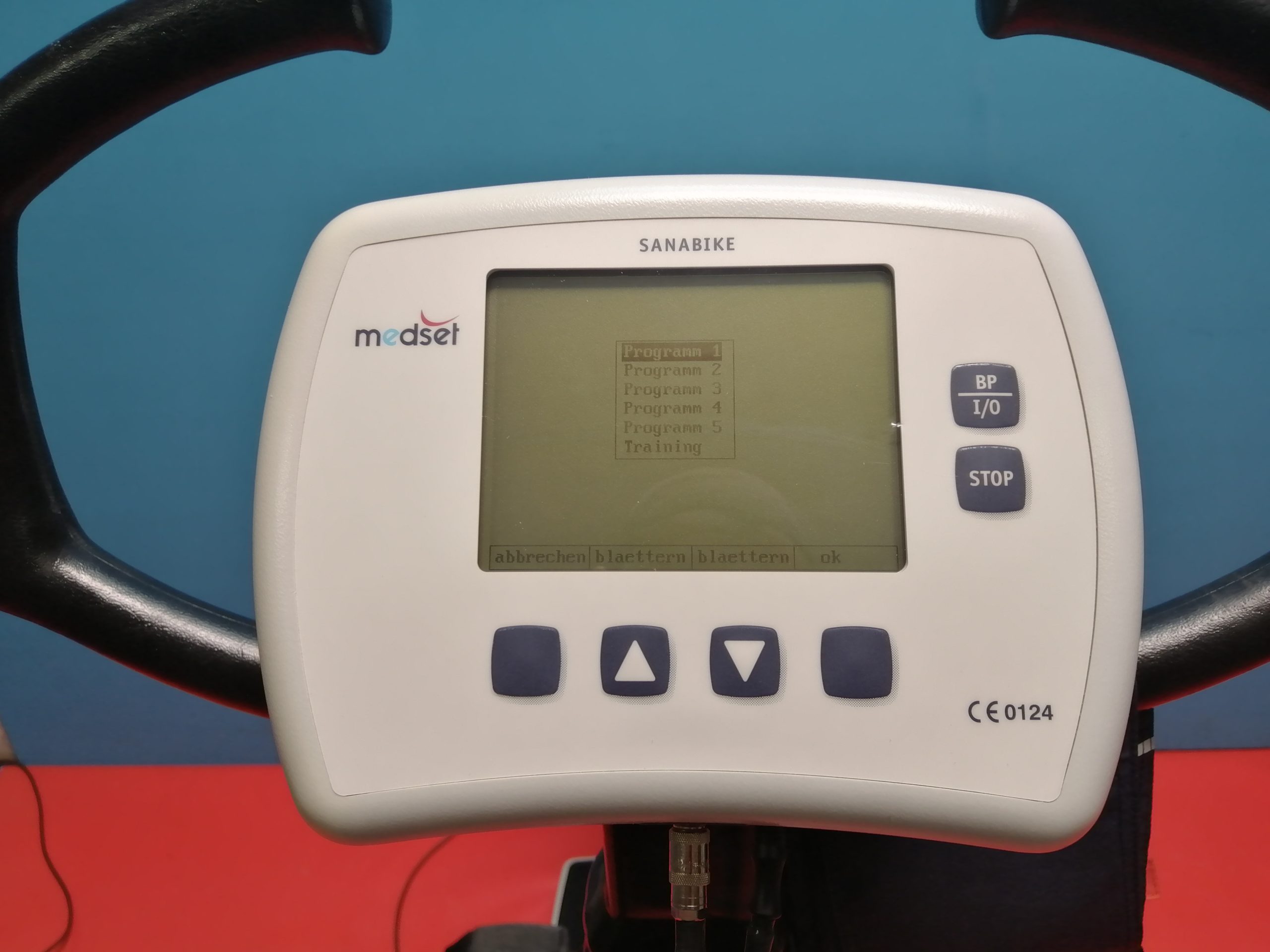 ergosana Sana Bike // Sanabike 250 F Sitzergometer . Medset mit Blutdruckmessung thumbnail 3