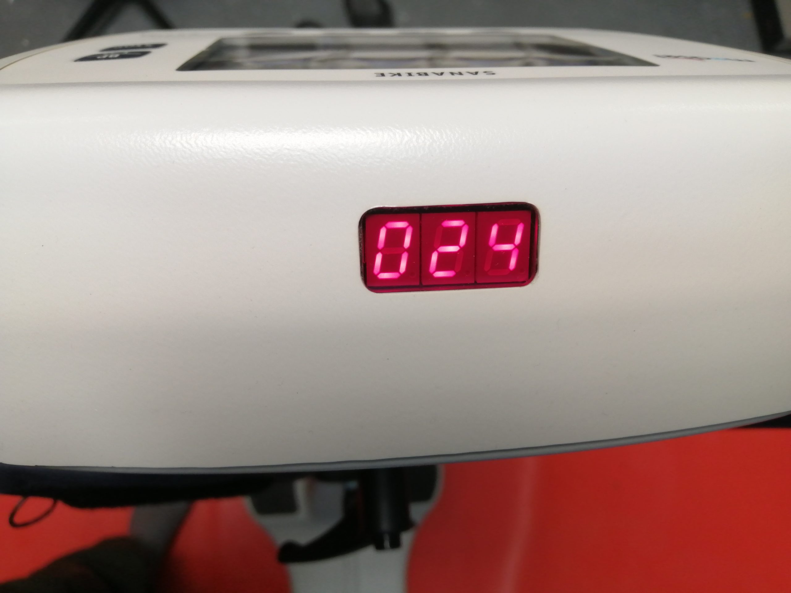 ergosana Sana Bike // Sanabike 250 F Sitzergometer . Medset mit Blutdruckmessung thumbnail 4