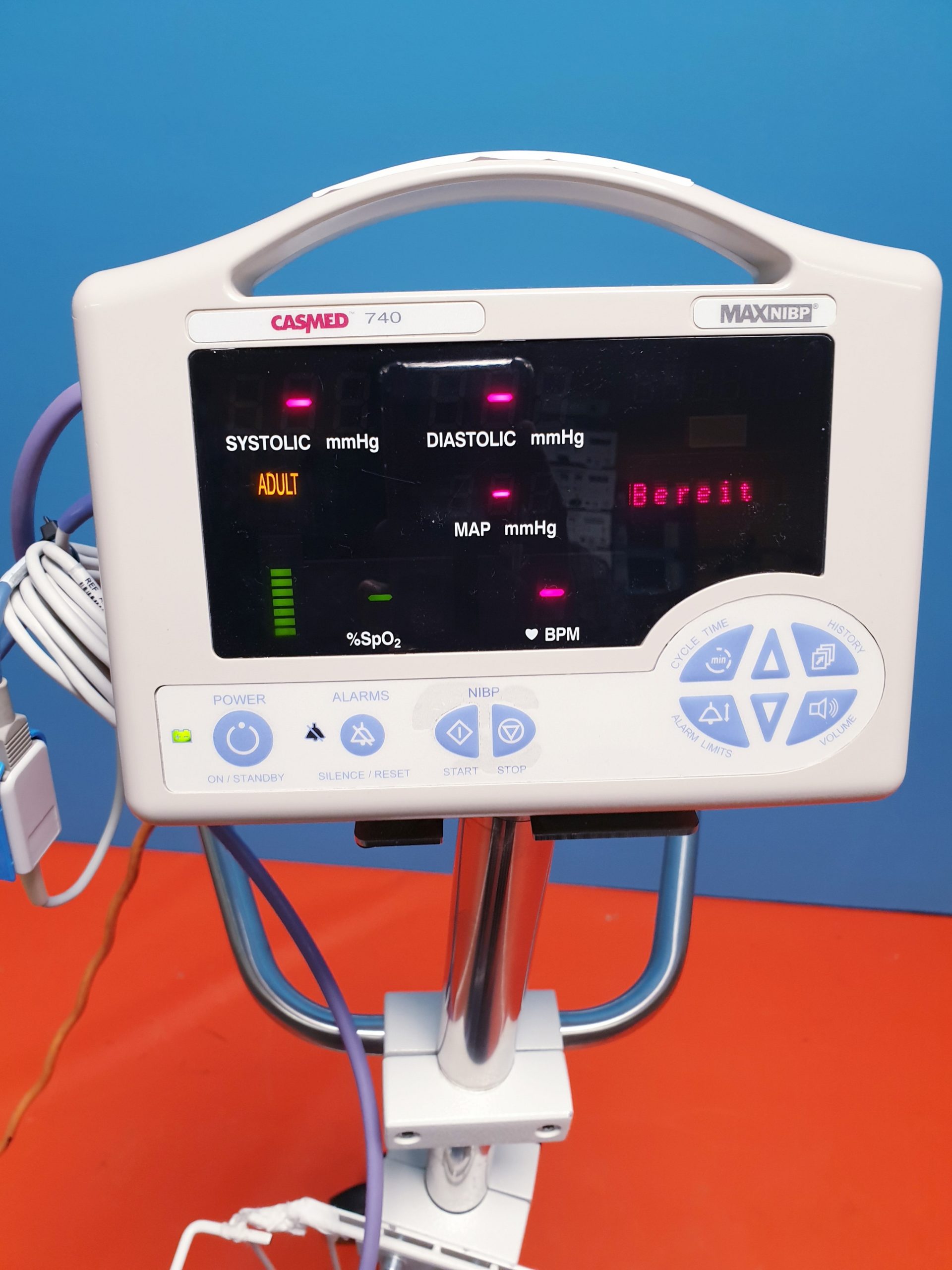 Casmed 740 MAXNIBP SpO2 + NIBP Überwachungsmonitor — image 1 of 4