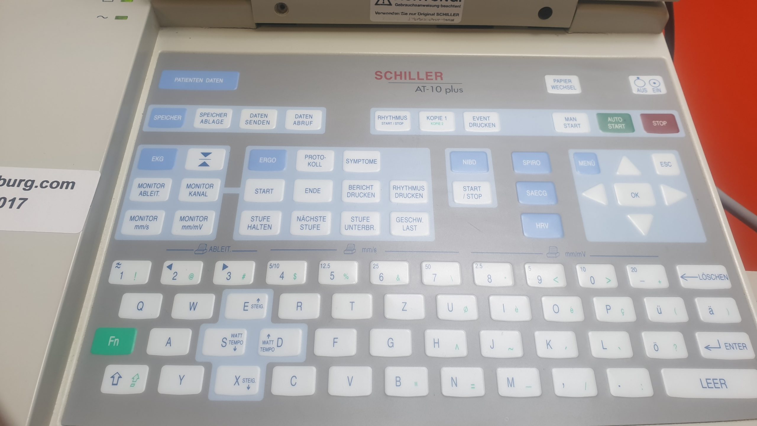 Schiller AT-10PLUS EKG 12 Kanal Gerät mit LCD Display + Strassle Sauganlage thumbnail 3
