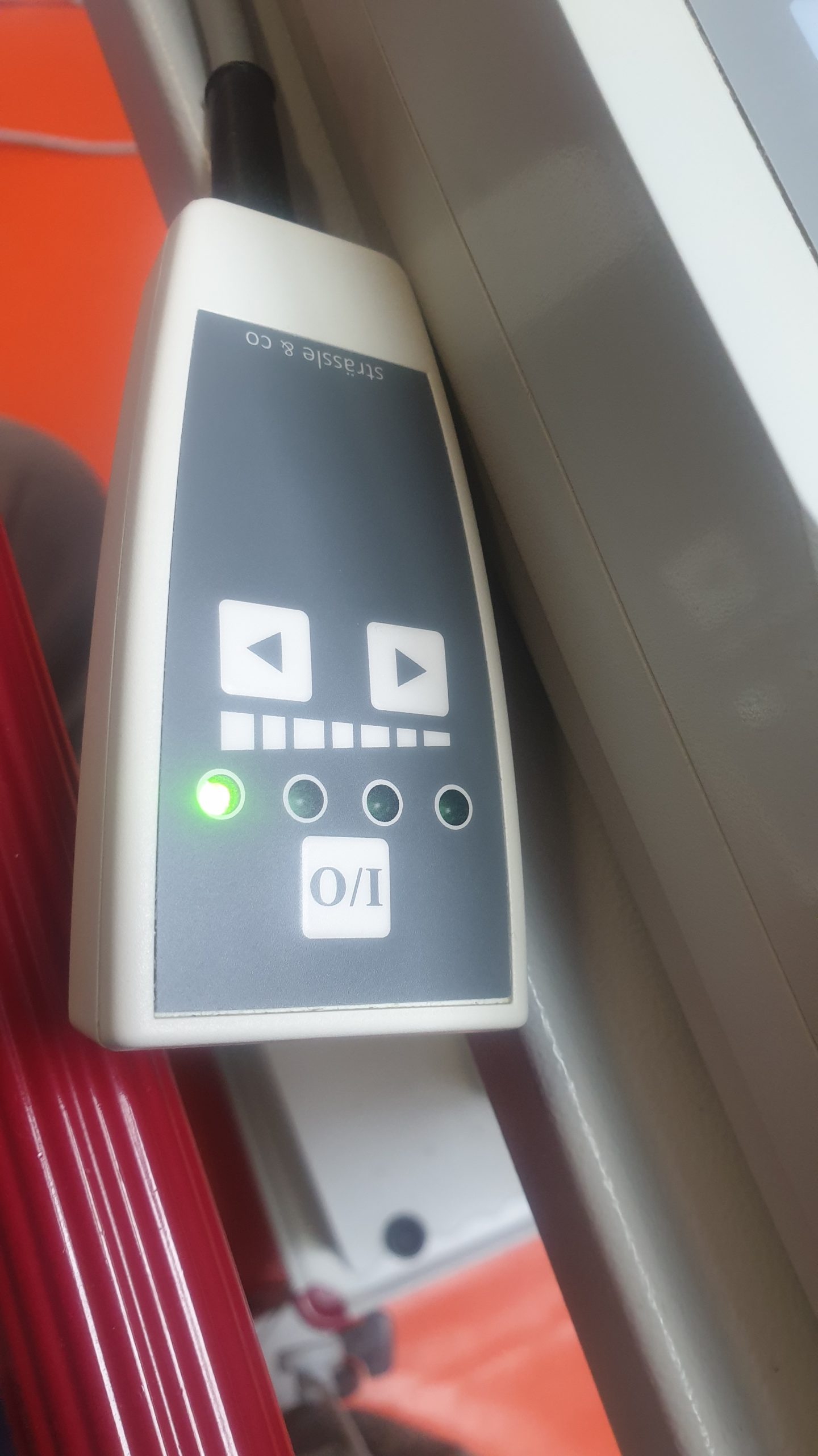 Schiller AT-10PLUS EKG 12 Kanal Gerät mit LCD Display + Strassle Sauganlage thumbnail 4