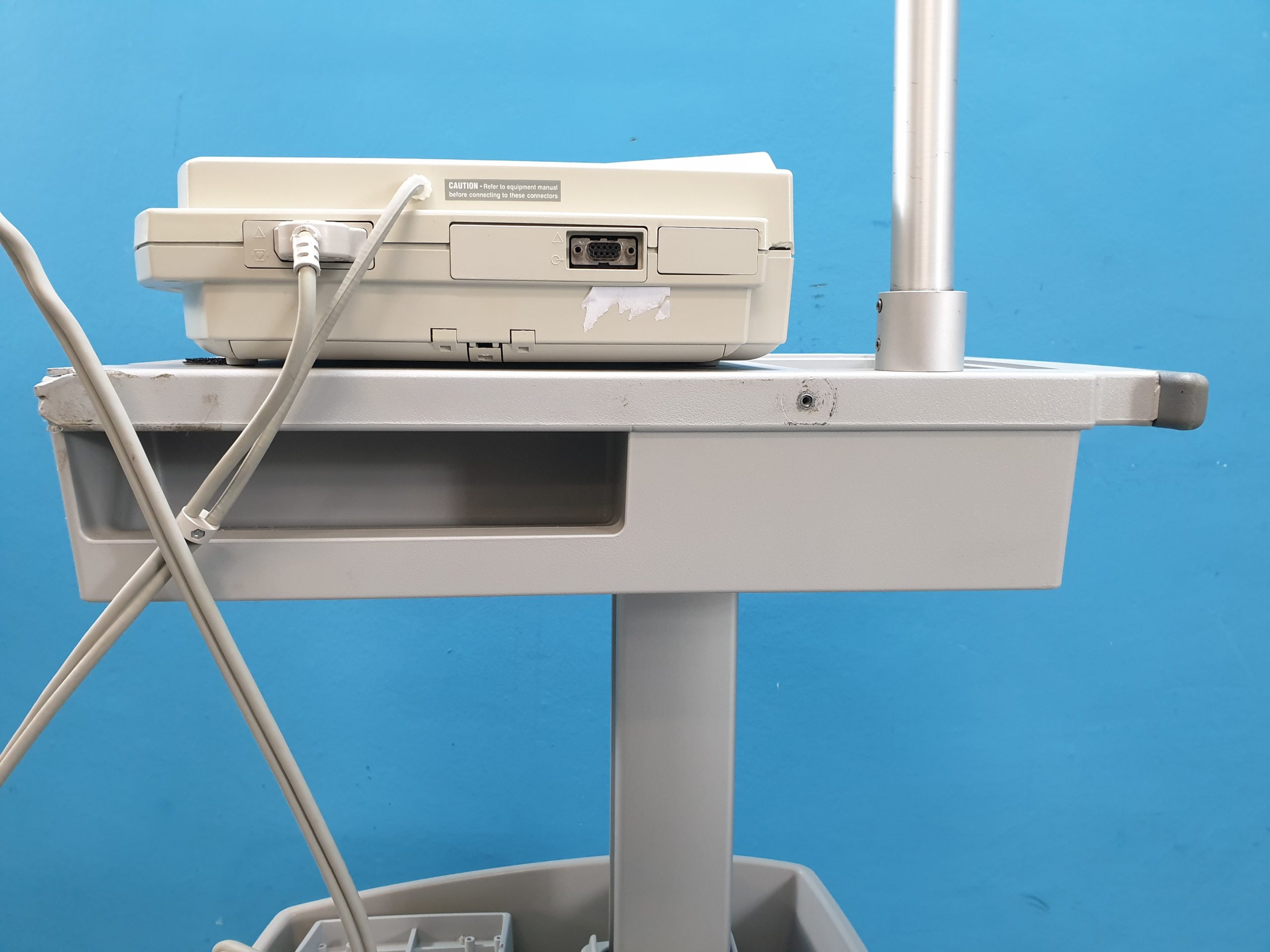 GE MAC 1200 ST // 1200ST EKG Gerät mit Sauganlage // auf fahrbarem Gestell thumbnail 5