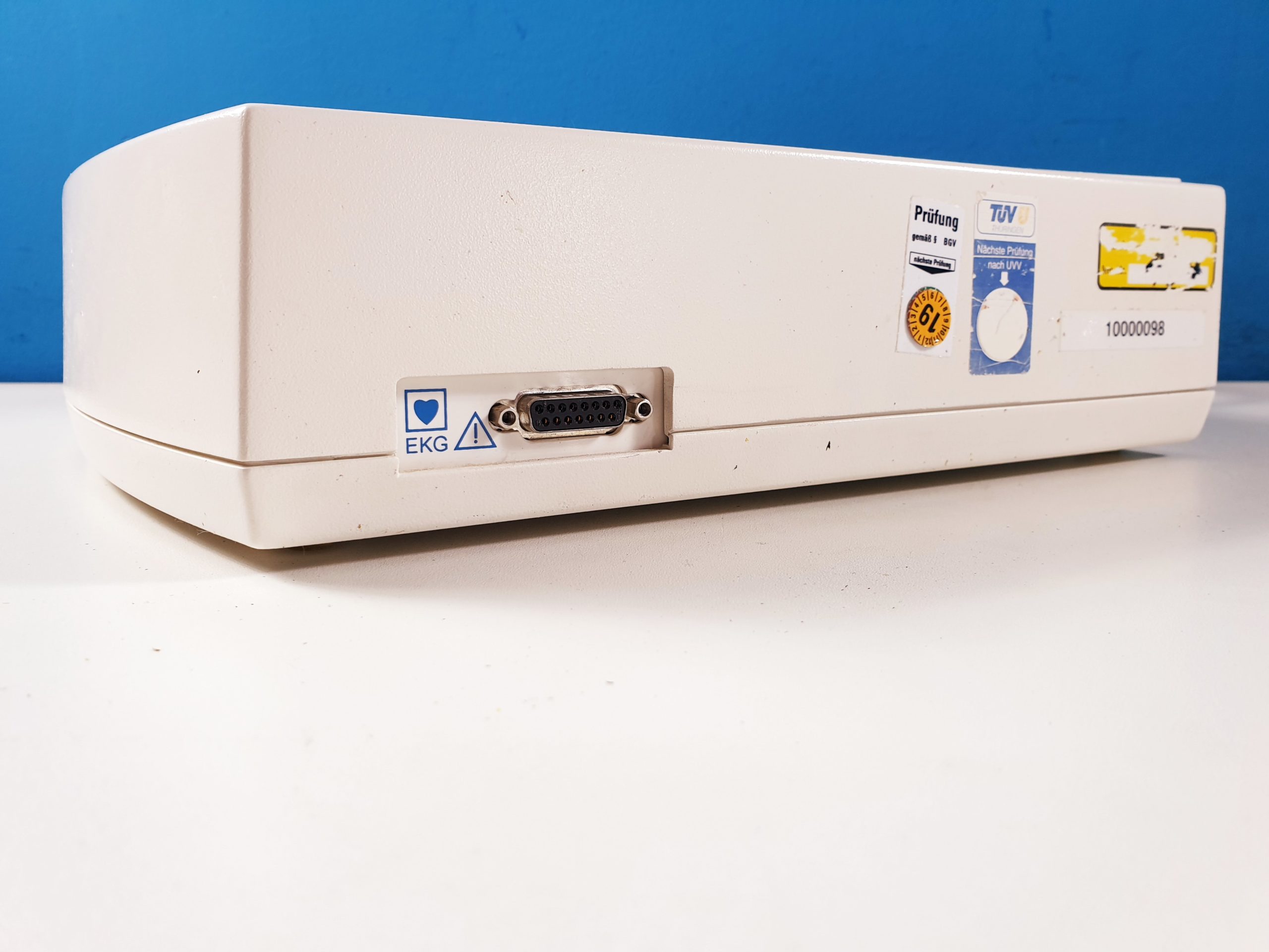 Hörmann Bioset 9000 12 Kanal EKG-Gerät mit Ableitungskabel thumbnail 4