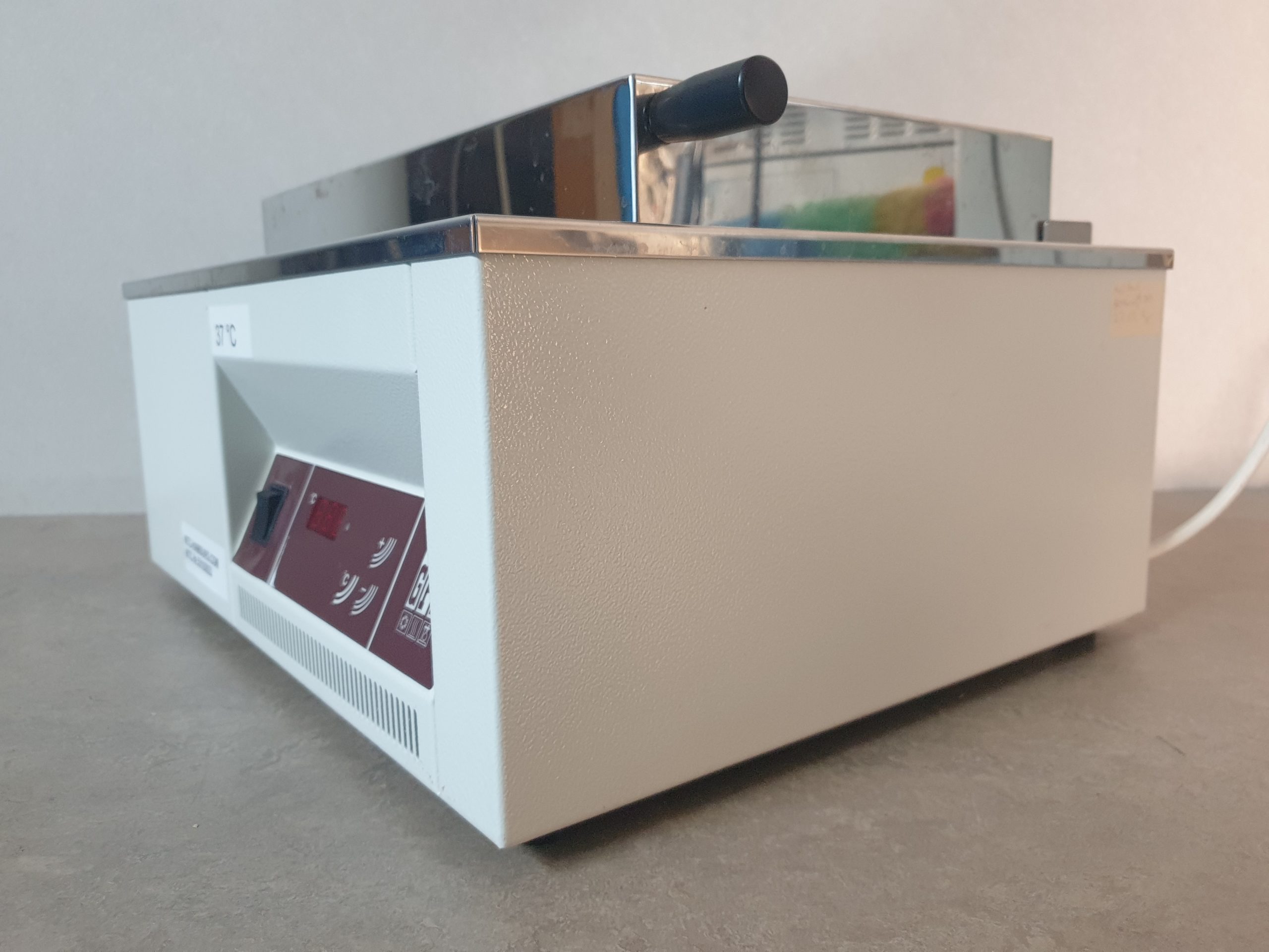 GFL 1003 Wasserbad für Inkubationen 14 L — image 1 of 3