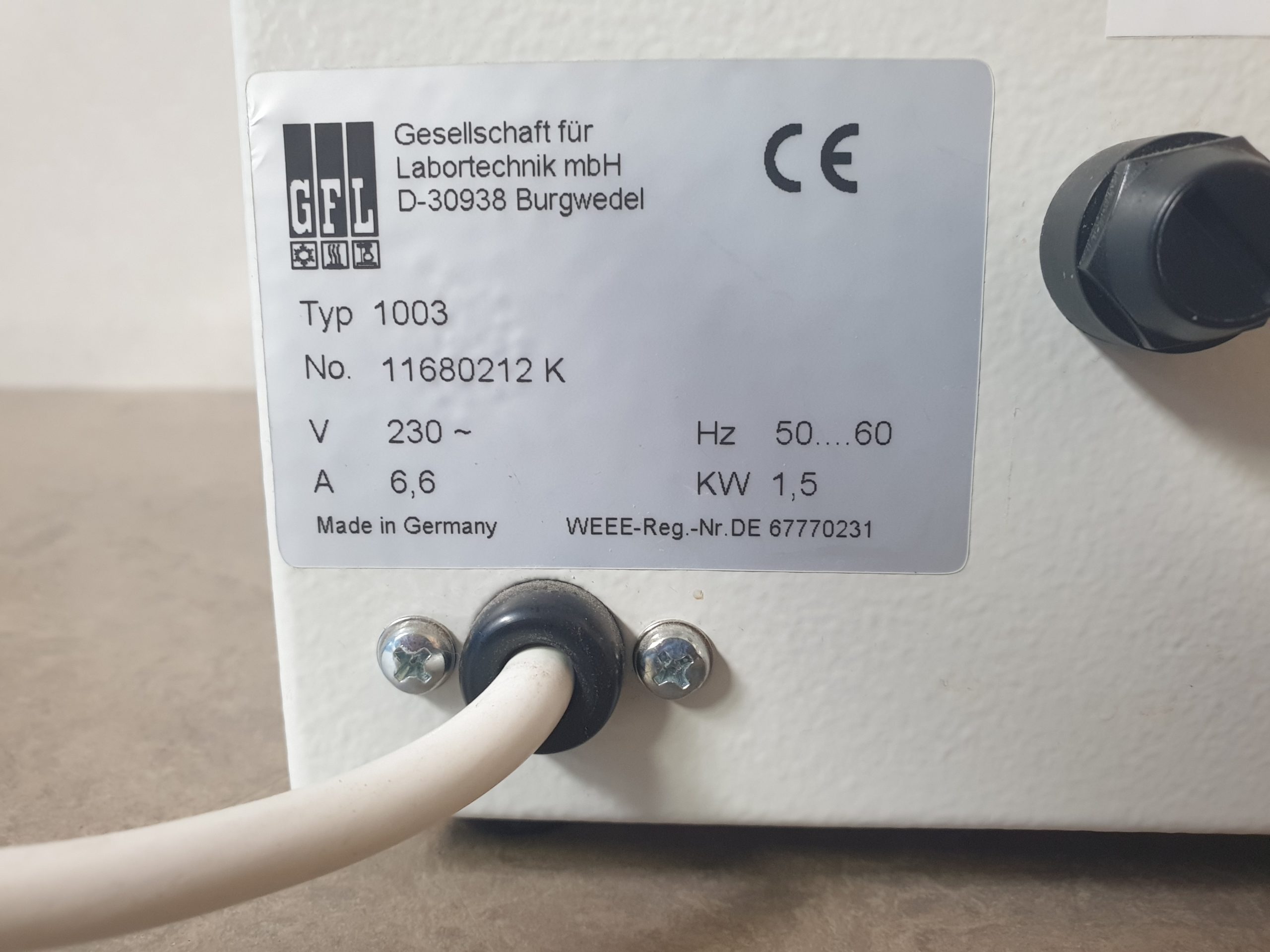 GFL 1003 Wasserbad für Inkubationen 14 L thumbnail 3
