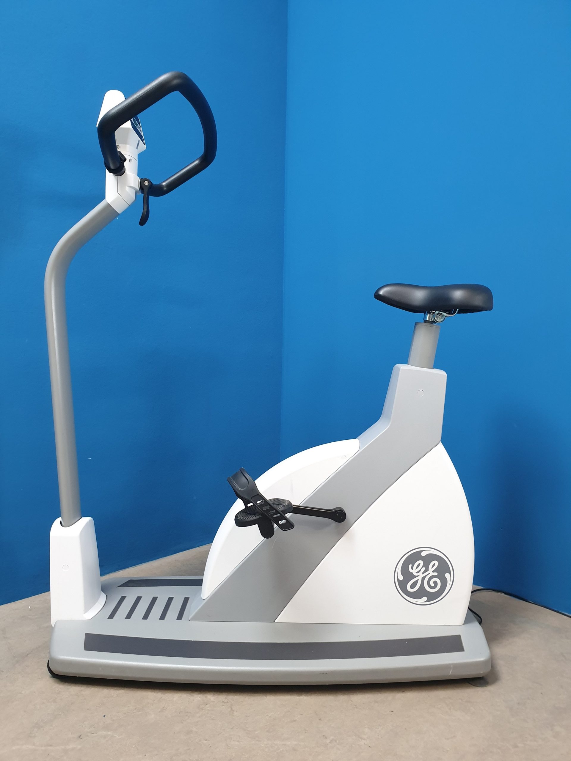 GE eBike III Comfort – Ergometer mit Blutdruckmessung NIBP DOM 2019 — image 1 of 6