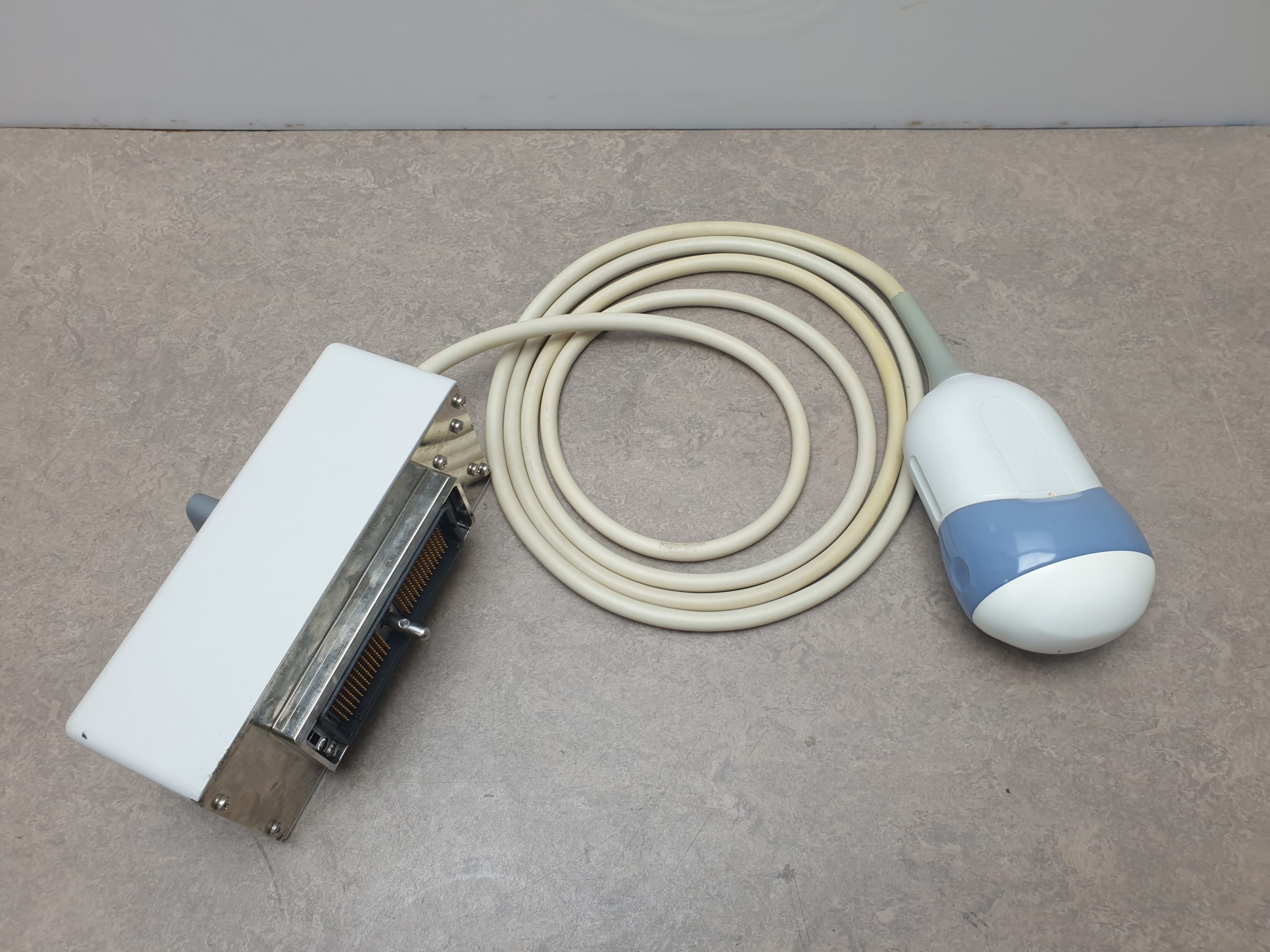 GE RAB2-5 Ultrasound Probe 3D 4D Probe thumbnail 5