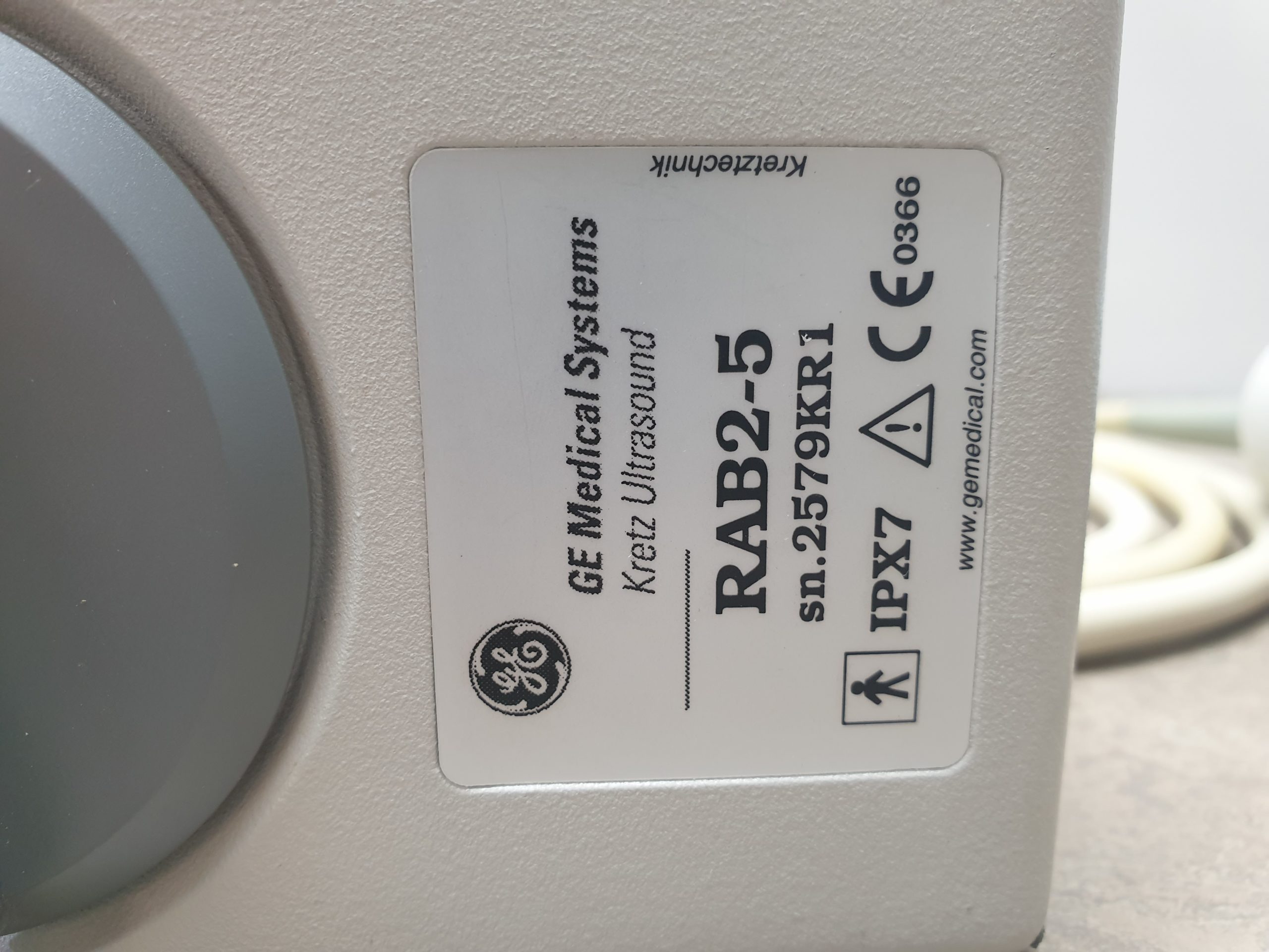 GE RAB2-5 Ultrasound Probe 3D 4D Probe thumbnail 10