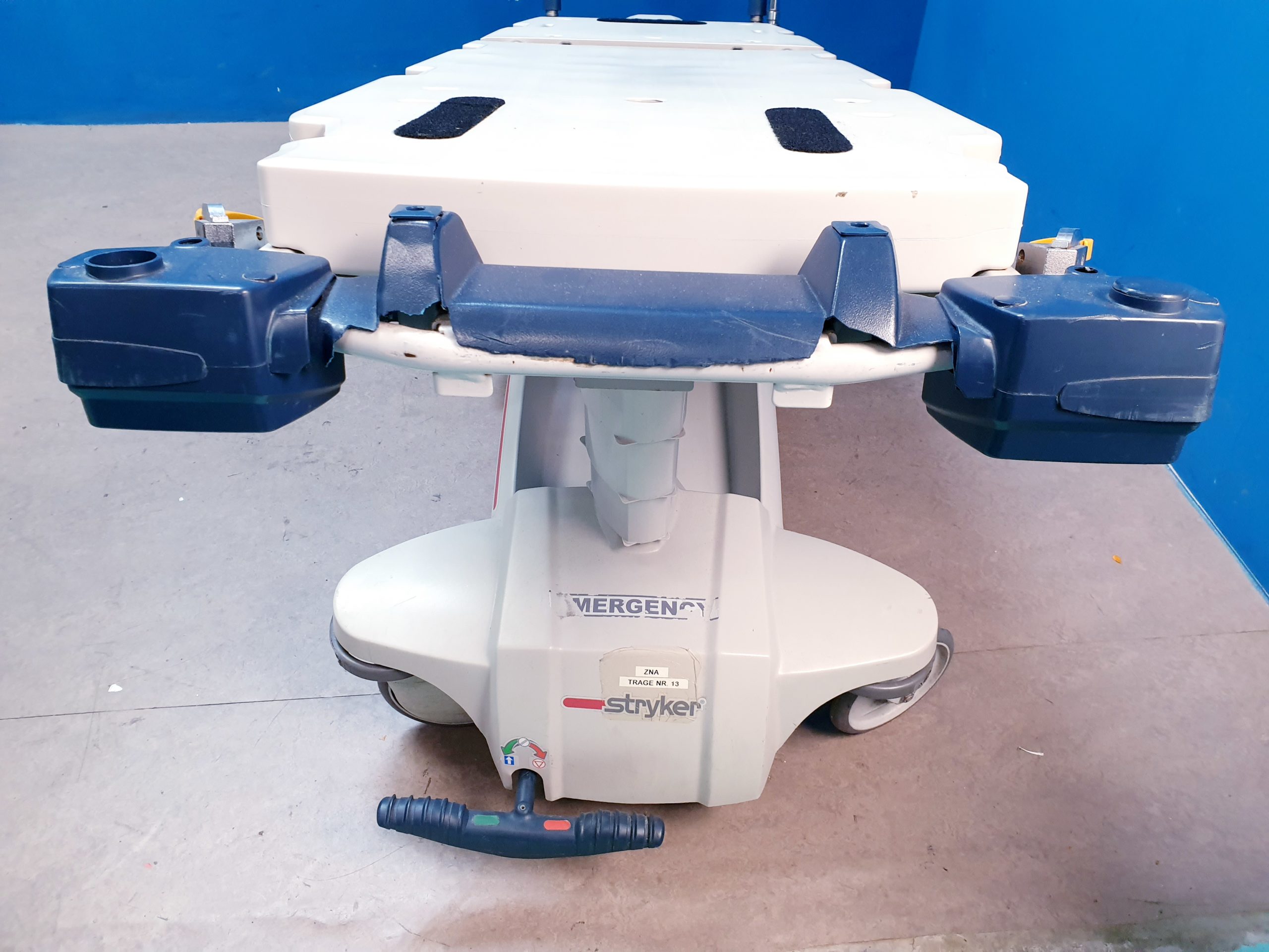 Stryker 1005 M-Series Glideaway Mobile Stretcher thumbnail 6