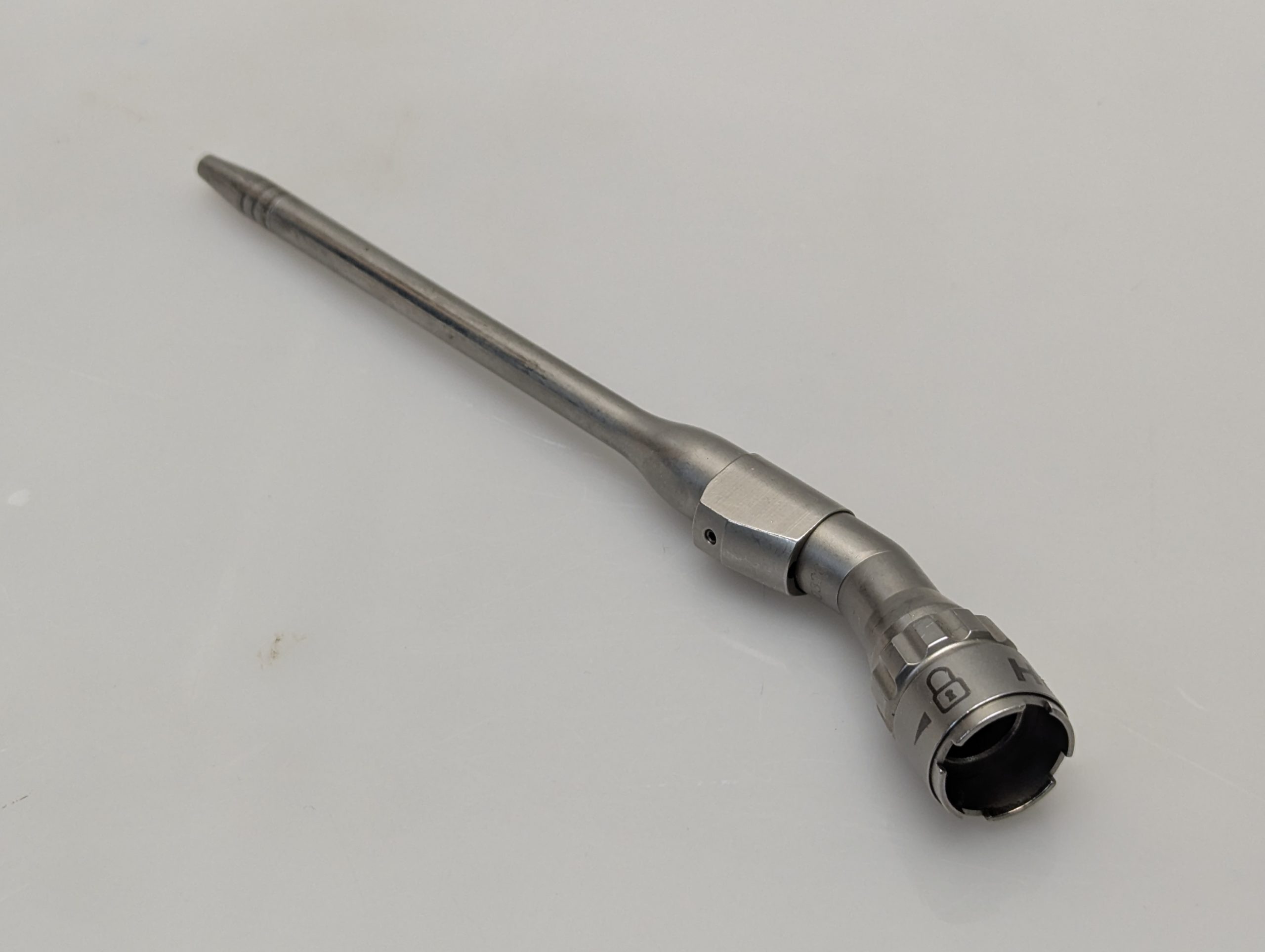 Aesculap GB534R – GB-535R Angled Handpiece — image 1 of 9