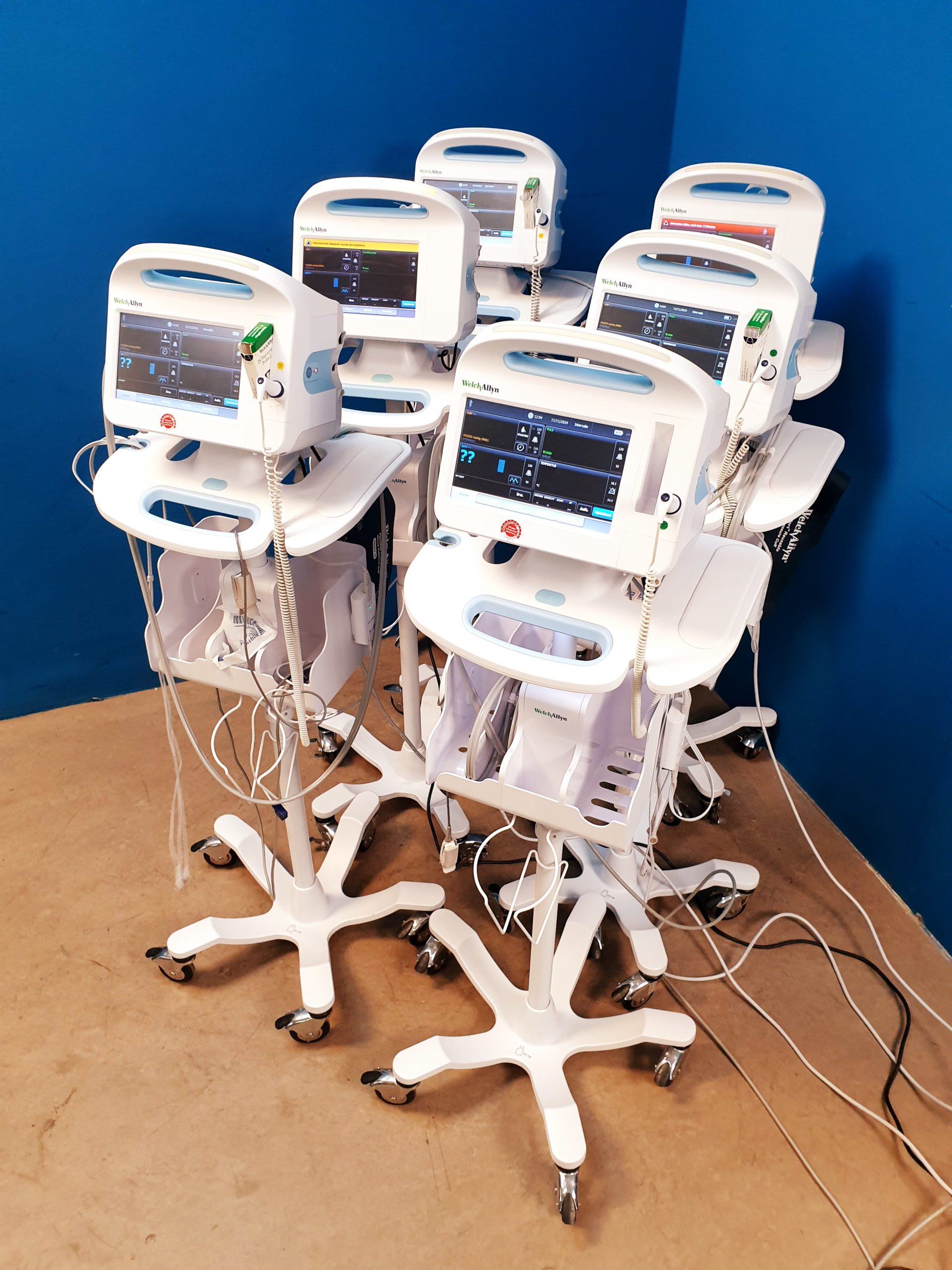 Welch Allyn Vital Signs Monitor 6000 Series NIBP SPO2 EKG UND TEMP thumbnail 3