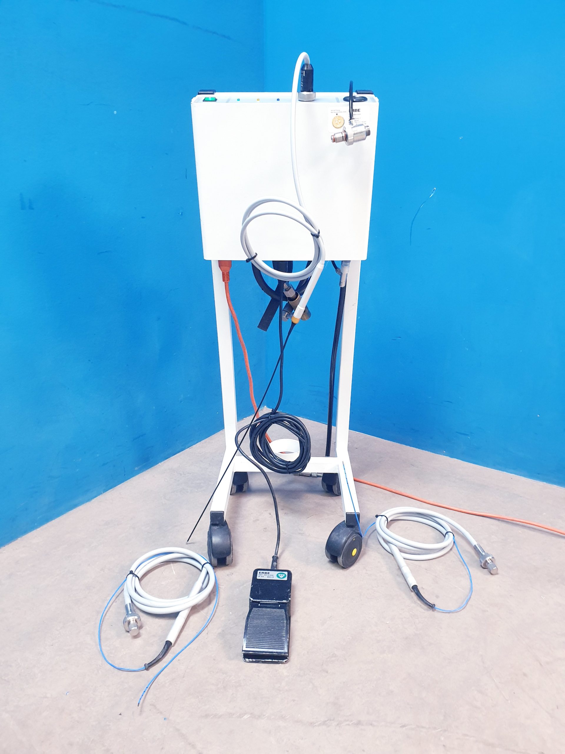 ERBE Erbokryo CA Kryochirurgiegerät Typ 10448-000 + Sonde — image 1 of 15