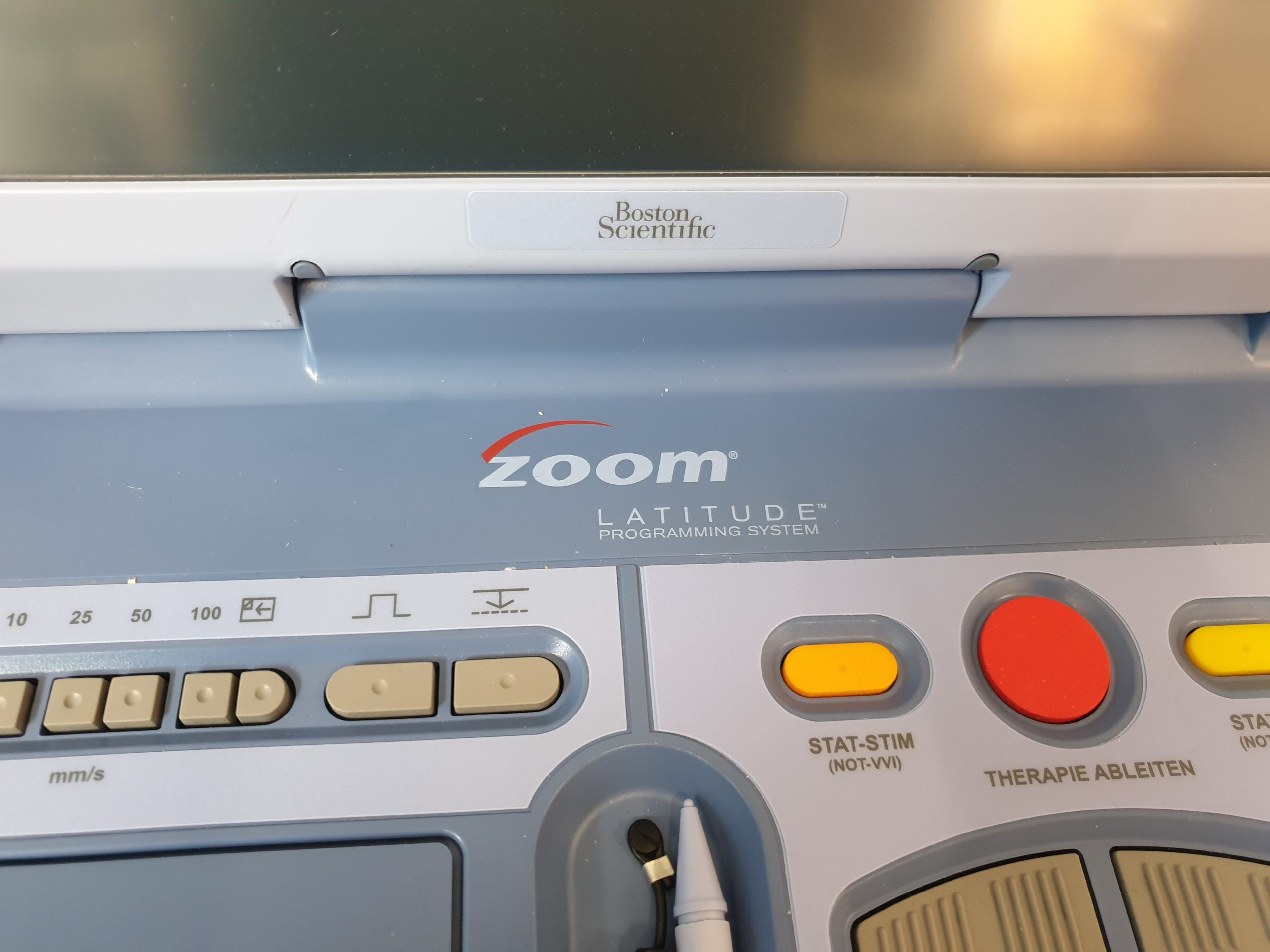 BOSTON SCIENTIFIC ZOOM LATITUDE Programmiersystem – Model 3120 thumbnail 2