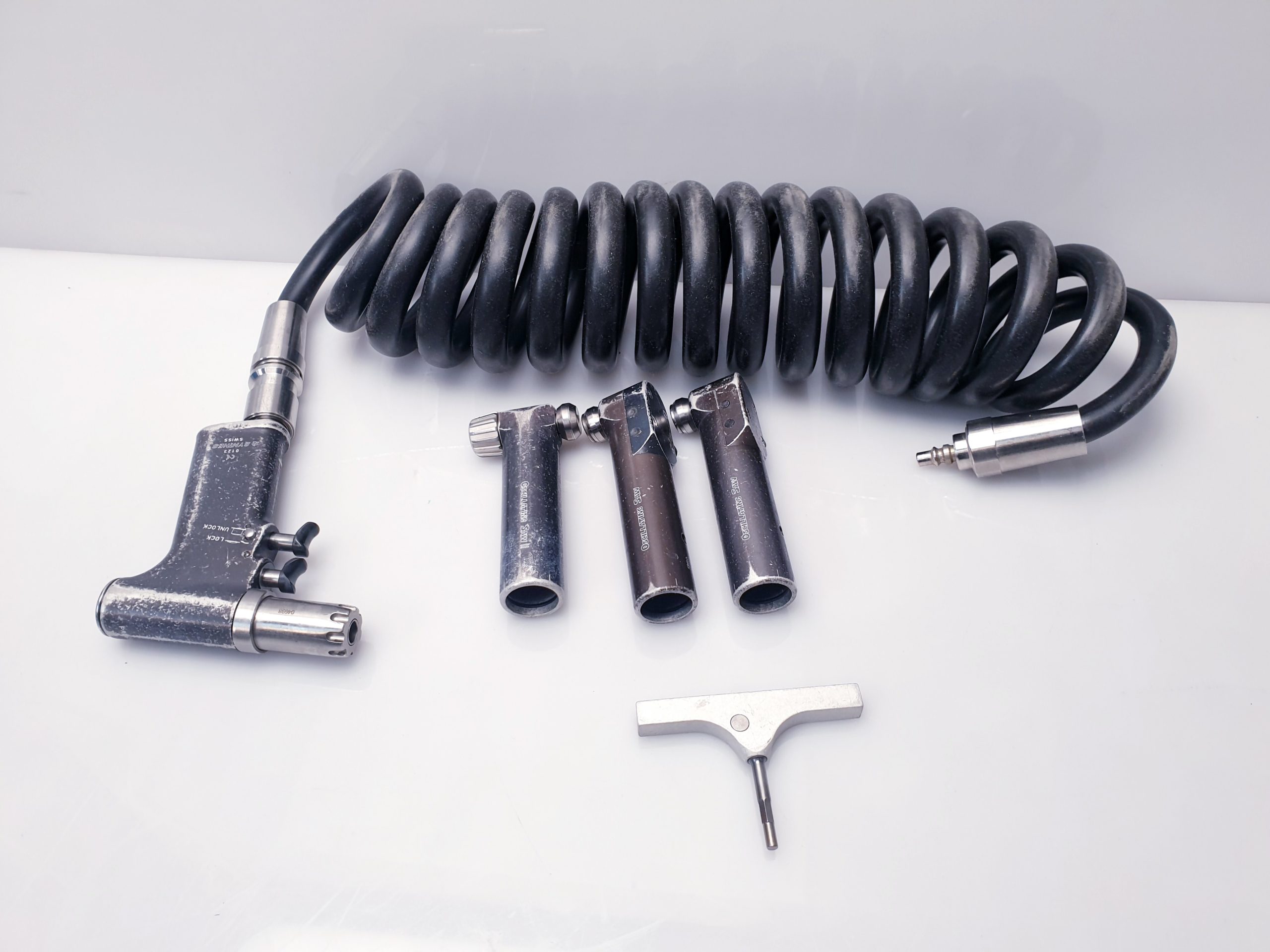 Swiss Synthes Instrumente, Swiss 511.8002629, Swiss 511.80100156 Swiss 511.8001985 Swiss Synthes Pistole 04698 LOT 10062105 thumbnail 3