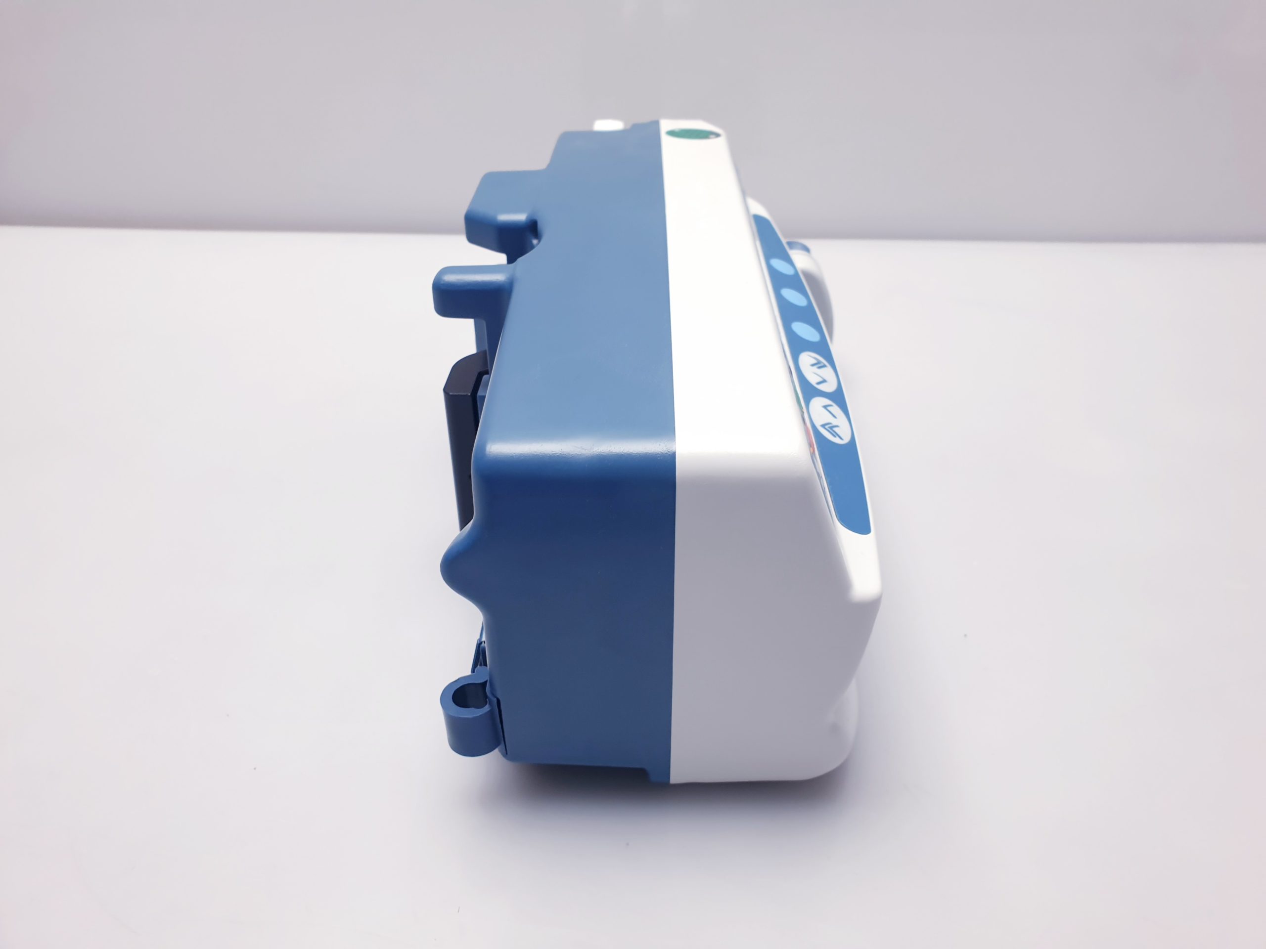 BD Carfusion Alaris GH Guardrails plus Spritzenpumpe thumbnail 4