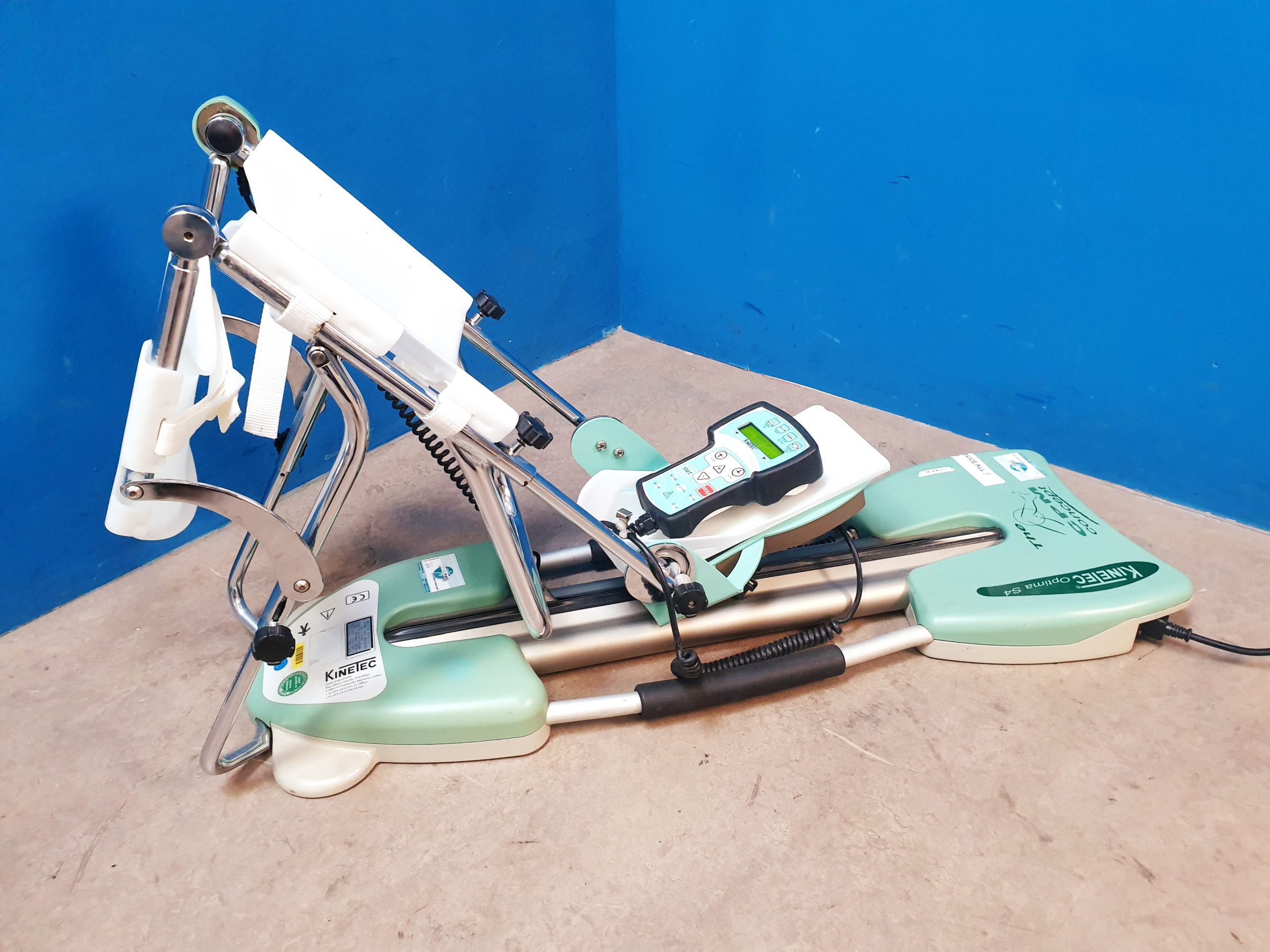Kinetec Optima S4 Bewegungsschiene für Knie- und Hüftgelenk — image 1 of 11
