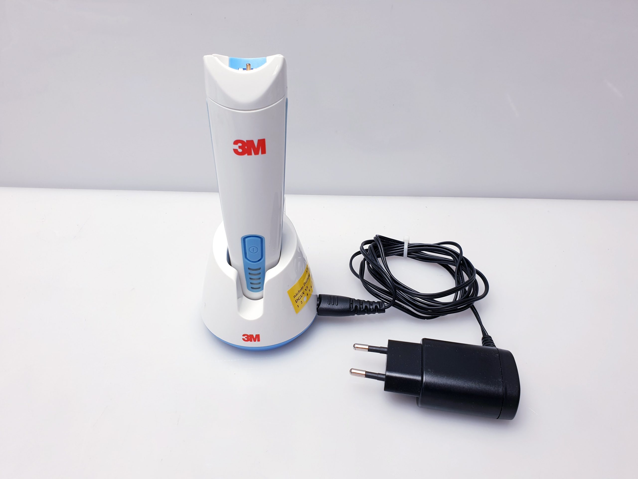 3M 9681 Professionelle chirurgische Schermaschine ohne Kopf 3M 9681 Surgical Clipper -03 stck – je 50 – e50 – kk thumbnail 9