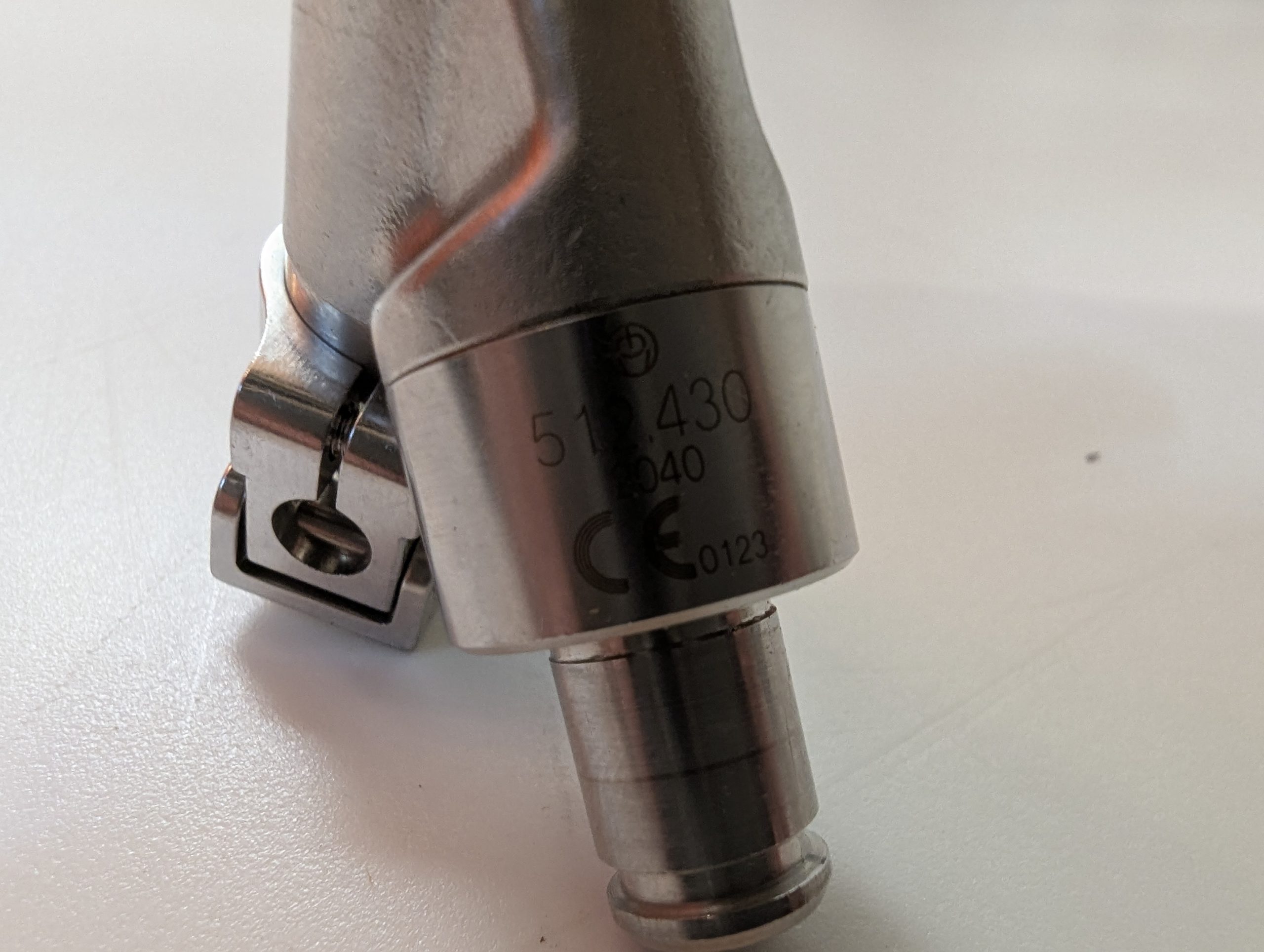 Synthes Swiss 512.510, Swiss 512.430 Swiss Synthes MicroDrive plus Swiss 512.700 Swiss 512.220 Swiss 512.105 thumbnail 7