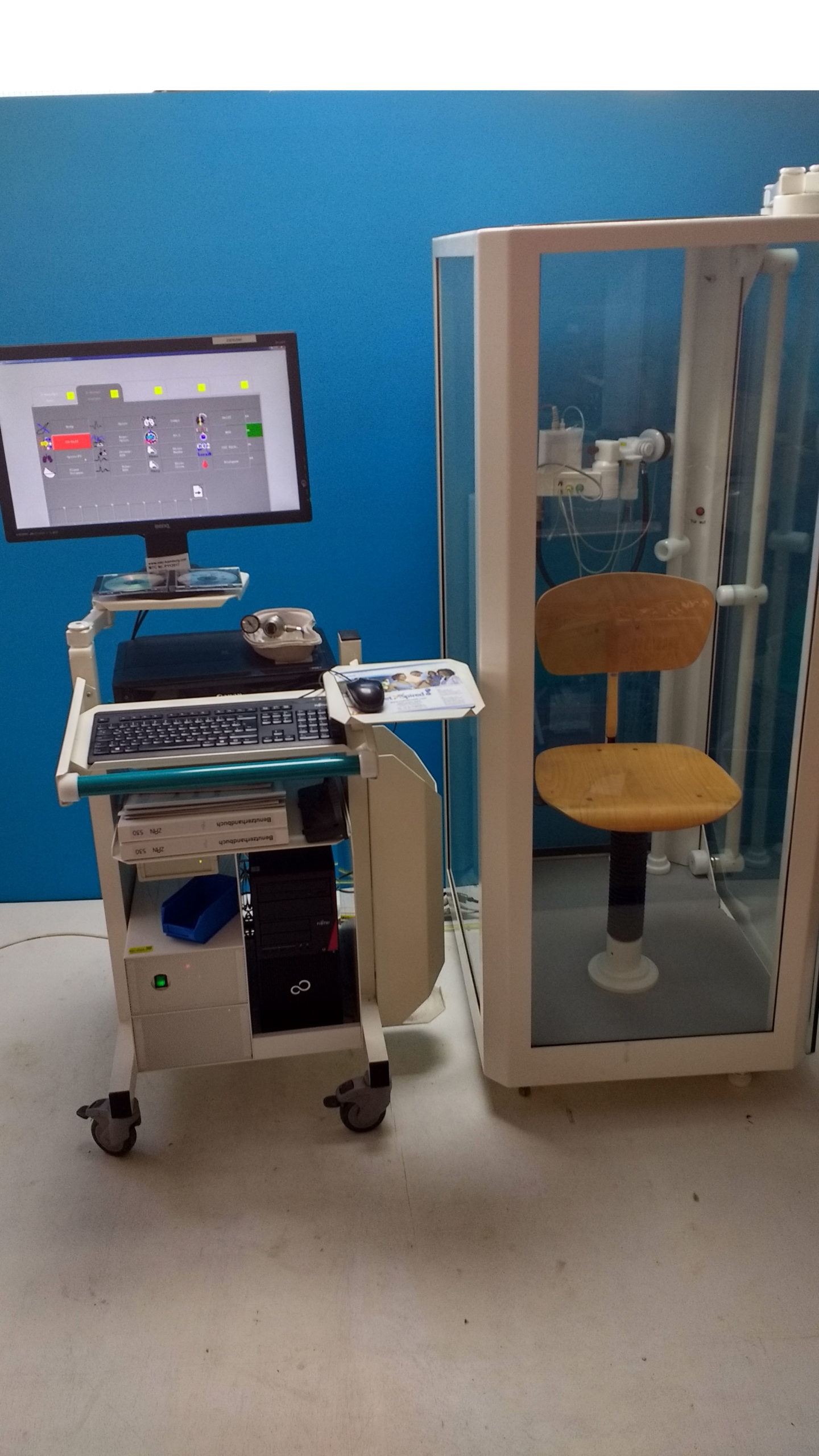 ZAN500 Bodyplethysmographie Kardio- Pulmonale Funktions- Diagnostik — image 1 of 1