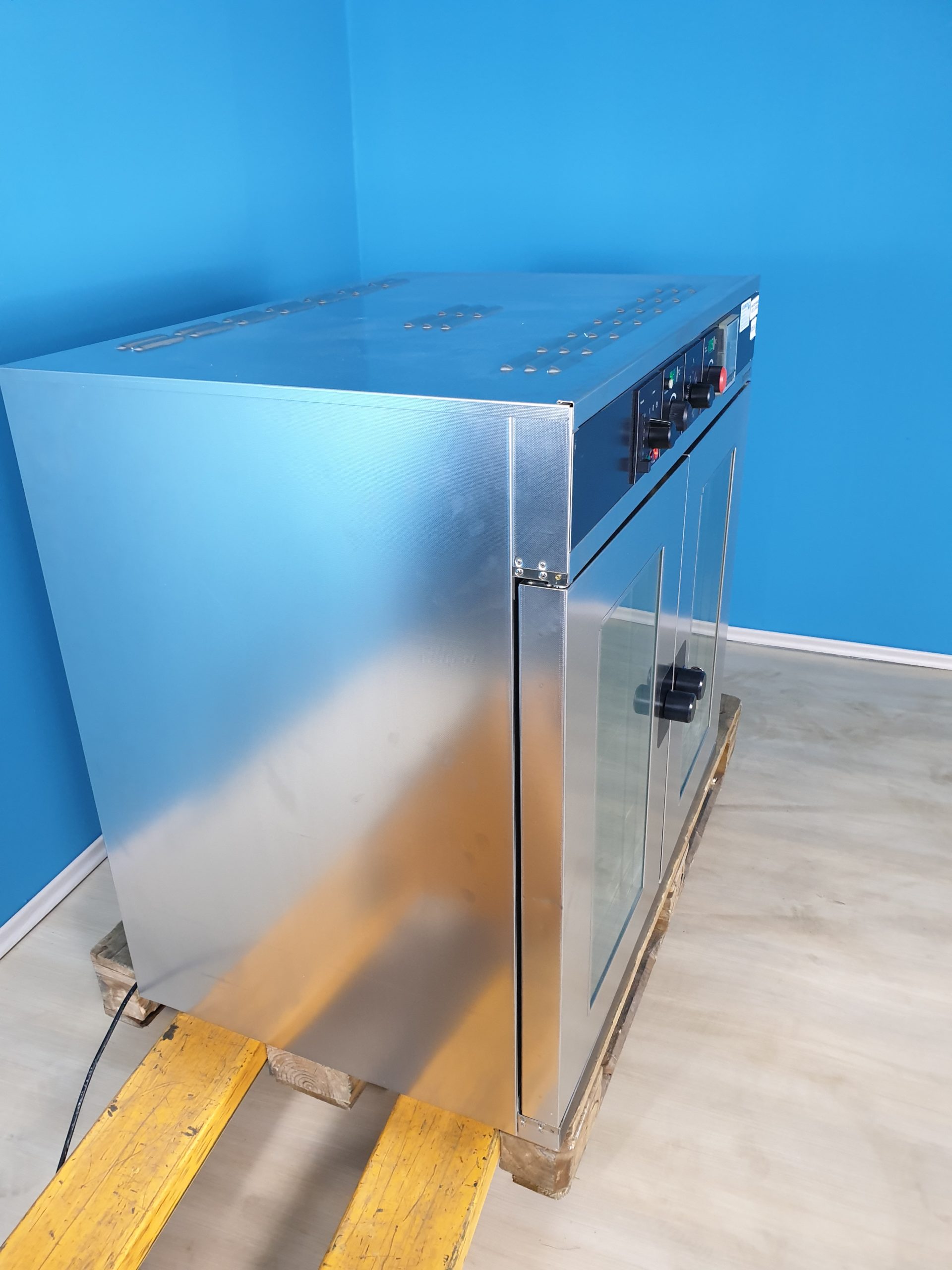Memmert ULE 600 Wärmeschrank thumbnail 4