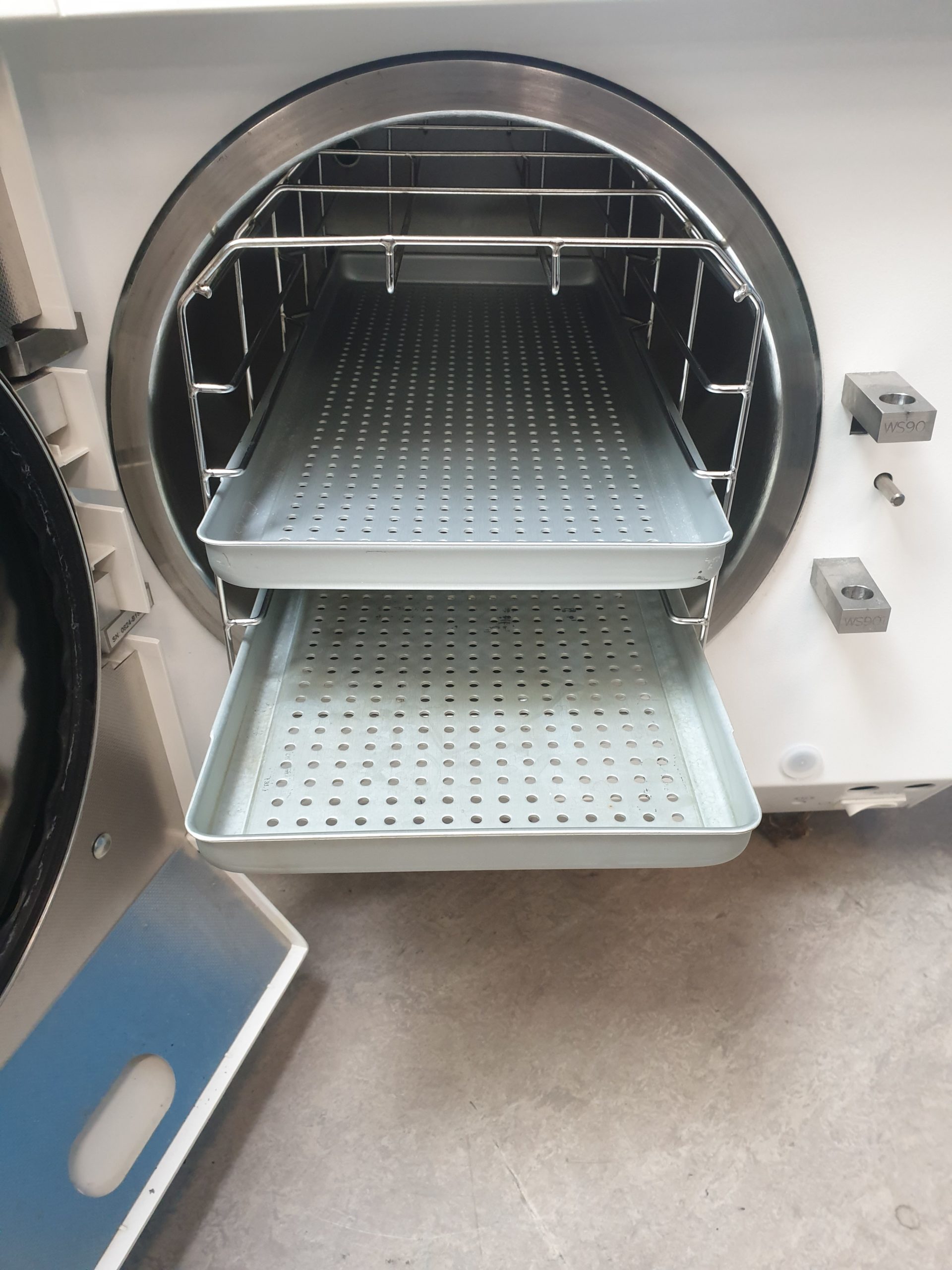 Melag 24B+ Vakulav – Sterilisation — — image 1 of 9