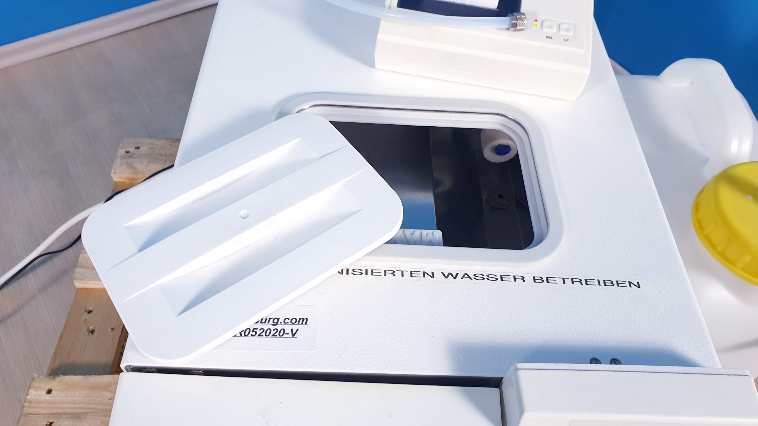 Melag Vacuquick 13B 13 B Sterilisator + PRINTER thumbnail 3