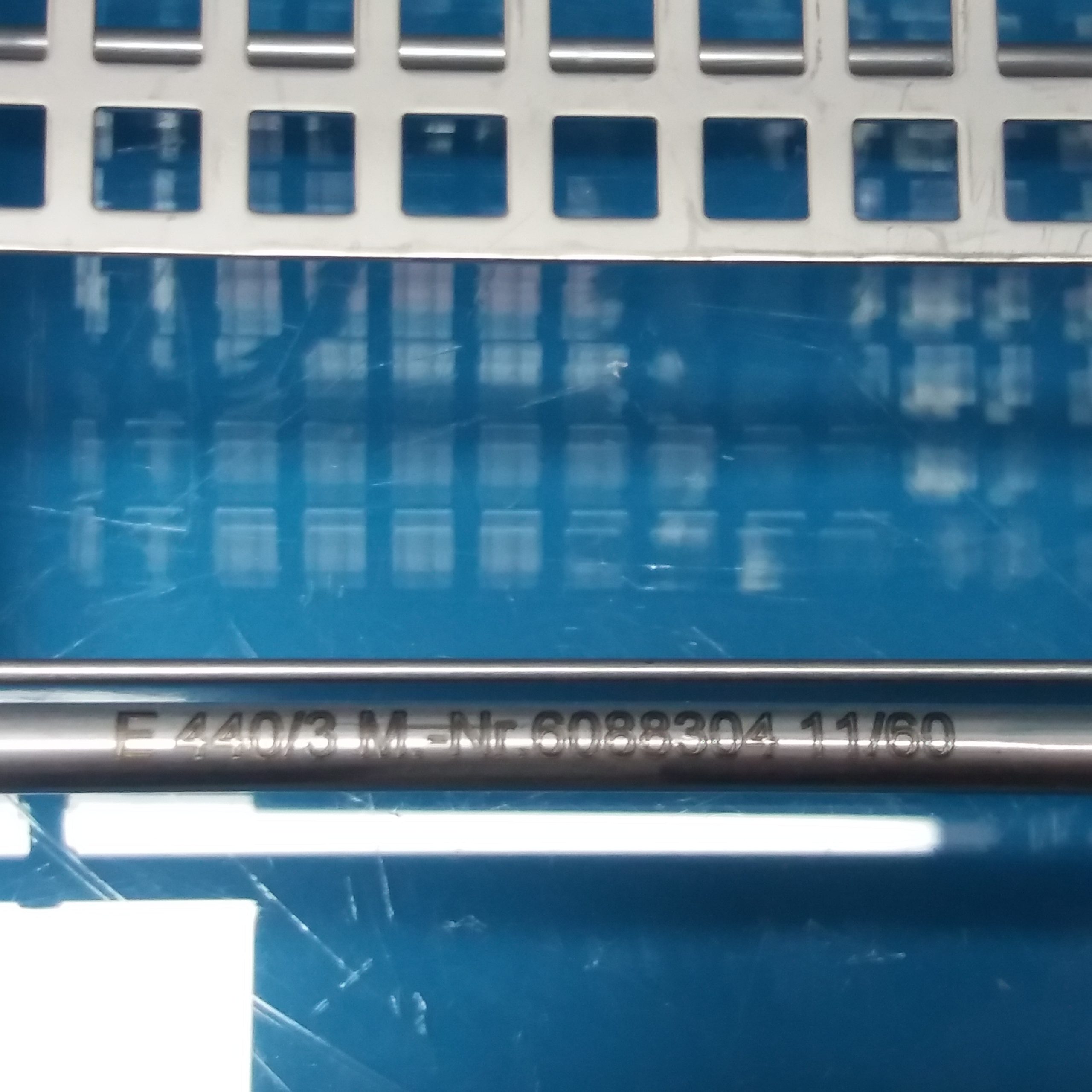 Miele E 440/3 M Injektorwagen für Micro-Instrumentarium thumbnail 3