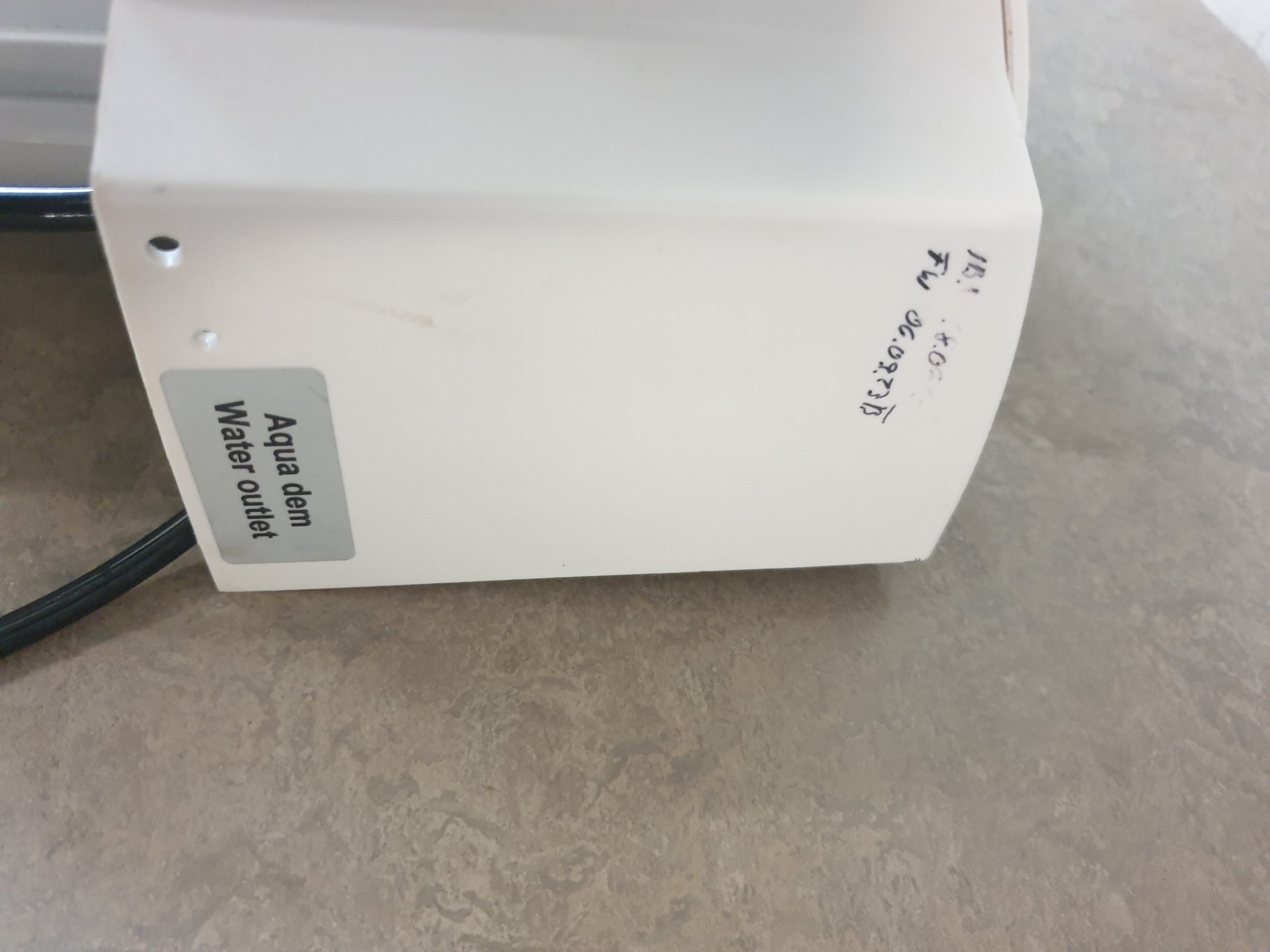 Melag Meladem 40 Wasseraufbereitung — image 1 of 2