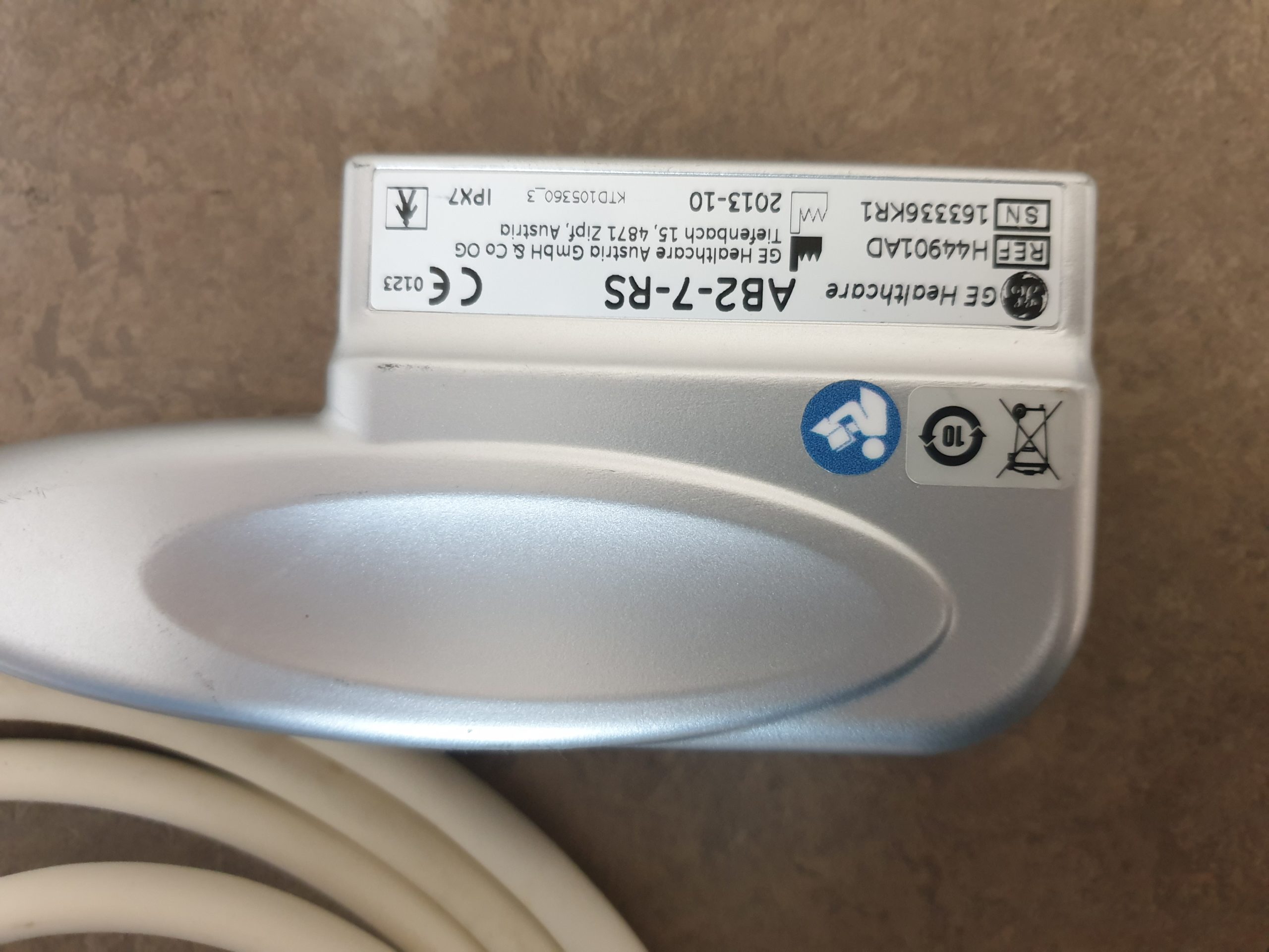 GE AB2-7-RS Curved Array Probe thumbnail 3