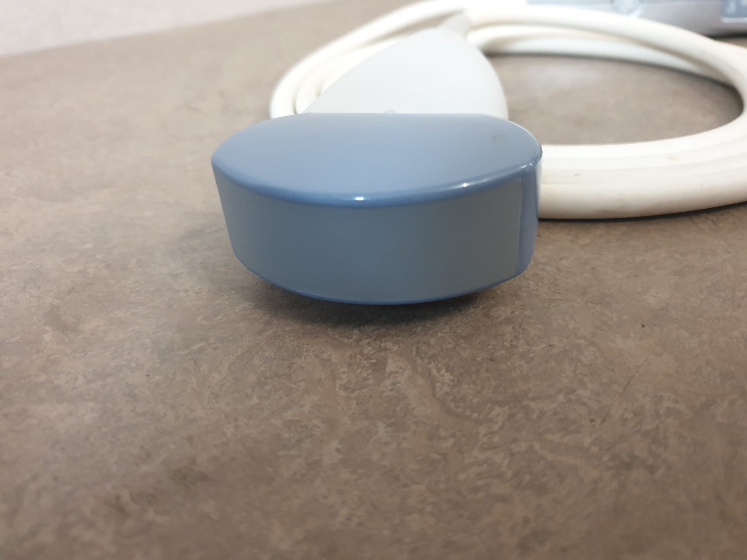 GE AB2-7-RS Curved Array Probe thumbnail 4