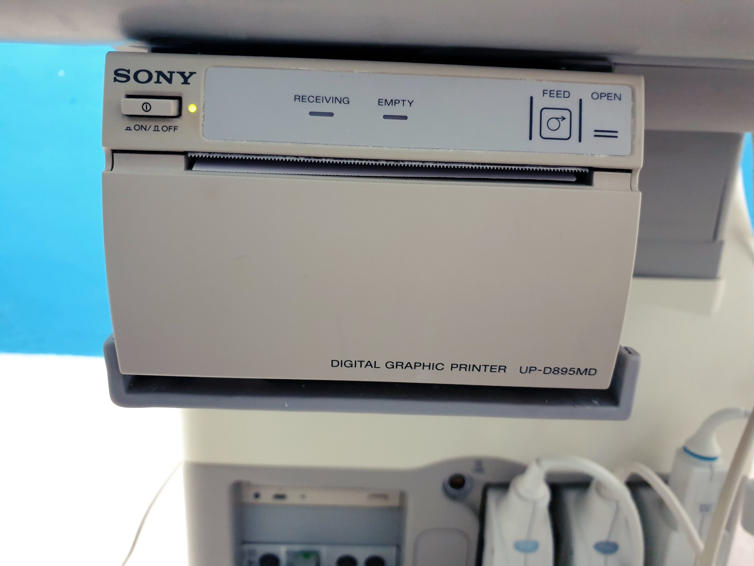 GE Logiq 5 Pro Farbdoppler Ultraschallgerät mit konvex, Linear, Endovaginal und Kardiosonde thumbnail 8