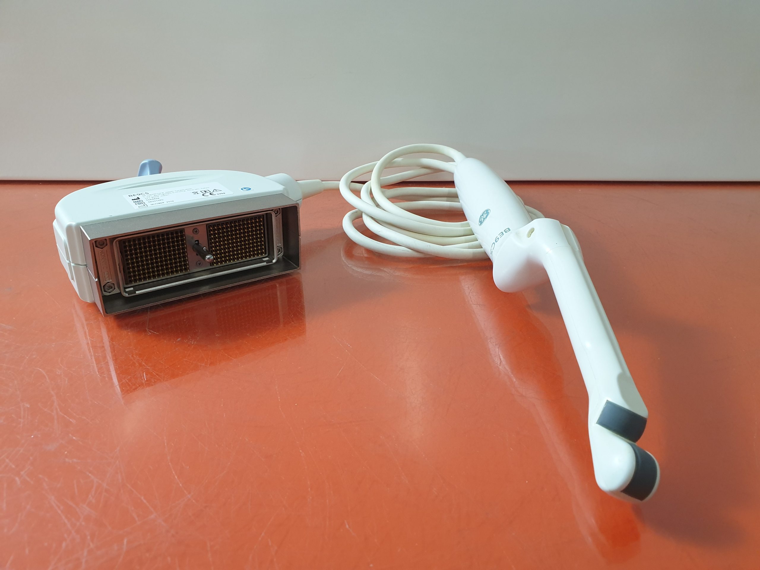 GE BE9CS Urology Endocavitary Sonde biplane Sonde thumbnail 2