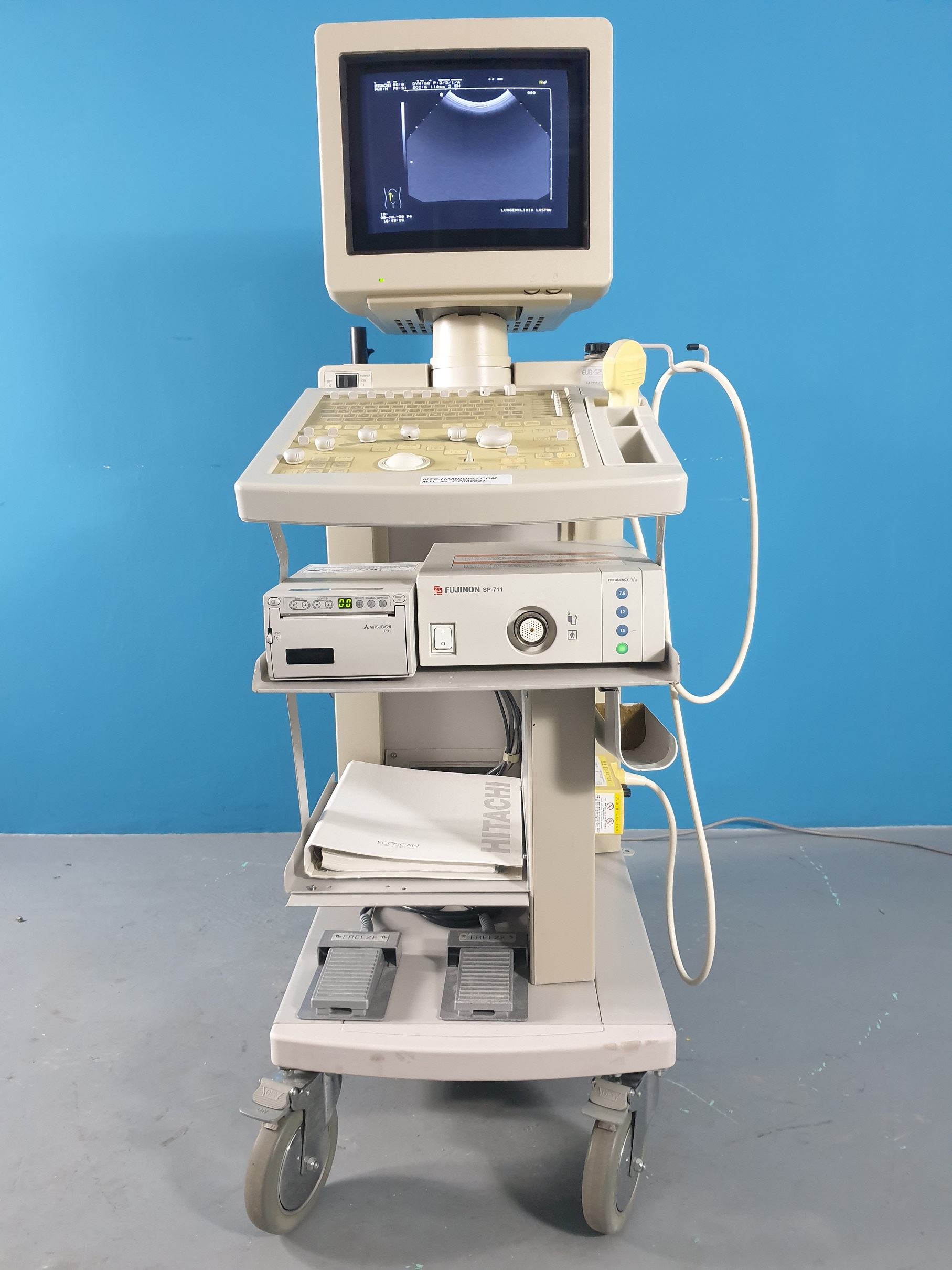 Hitachi EUB-525 RS + 3.5 Mhz Konvex Farbdoppler Ultraschallgerät — image 1 of 5