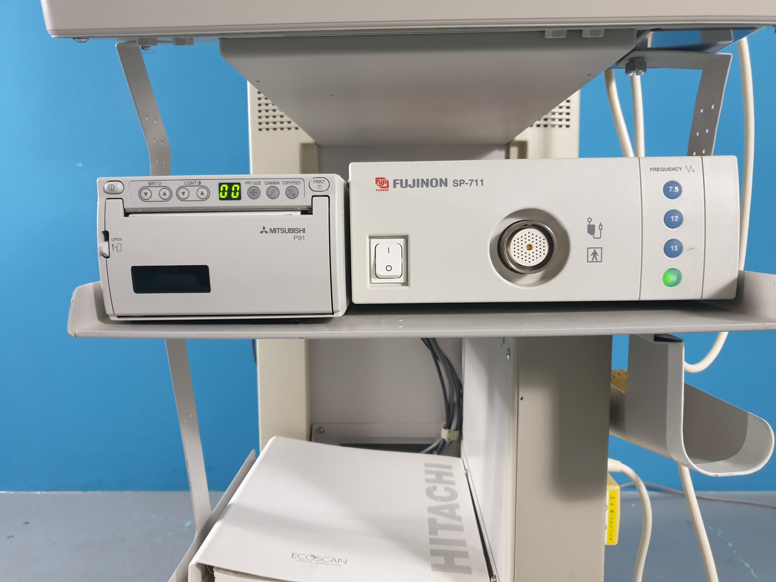 Hitachi EUB-525 RS + 3.5 Mhz Konvex Farbdoppler Ultraschallgerät thumbnail 4