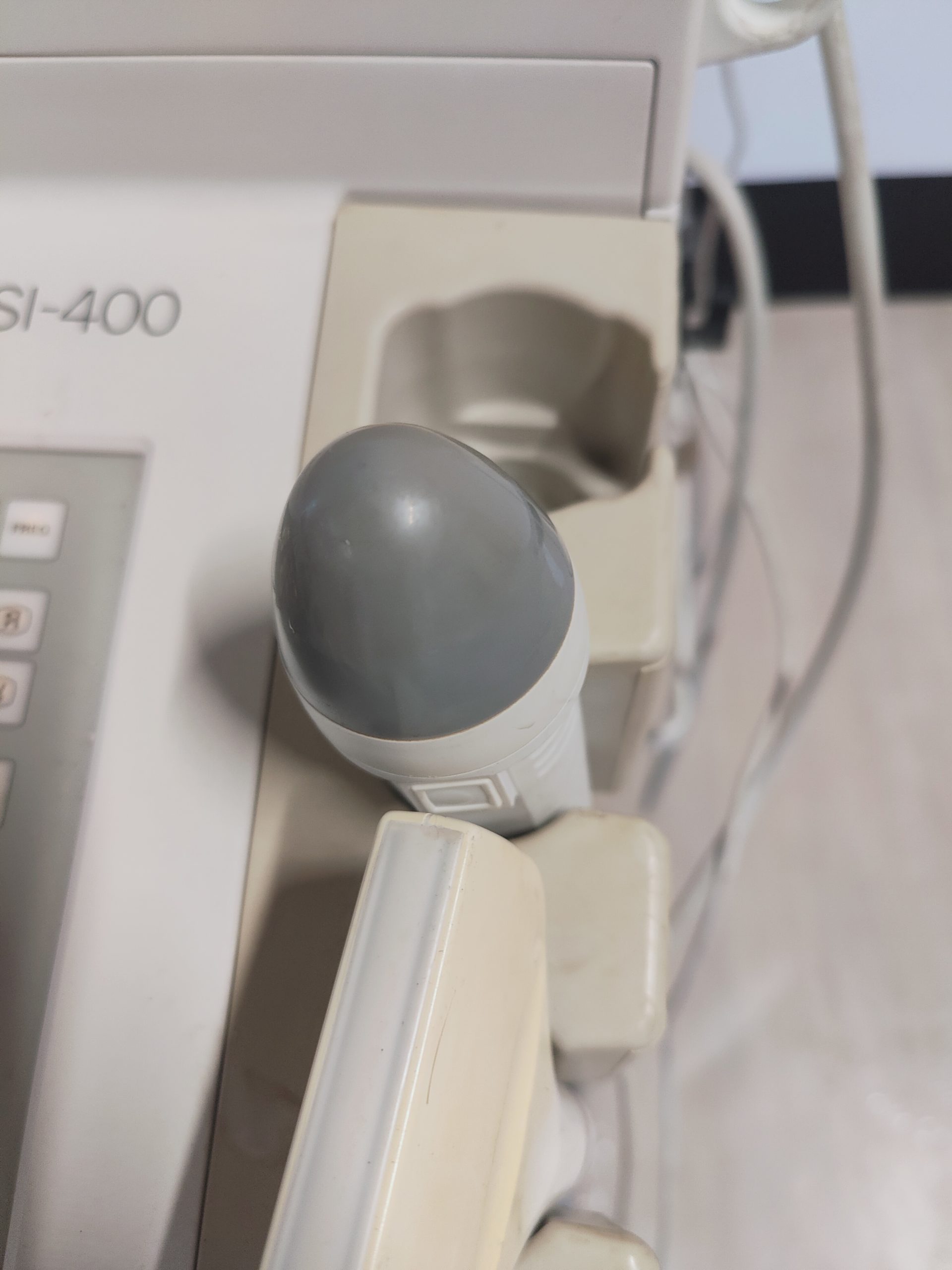 Siemens SI-400 / SI 400 Ultraschallgerät Inkl. 3.5 Sektor und 7.5 Linea Probe — image 1 of 2