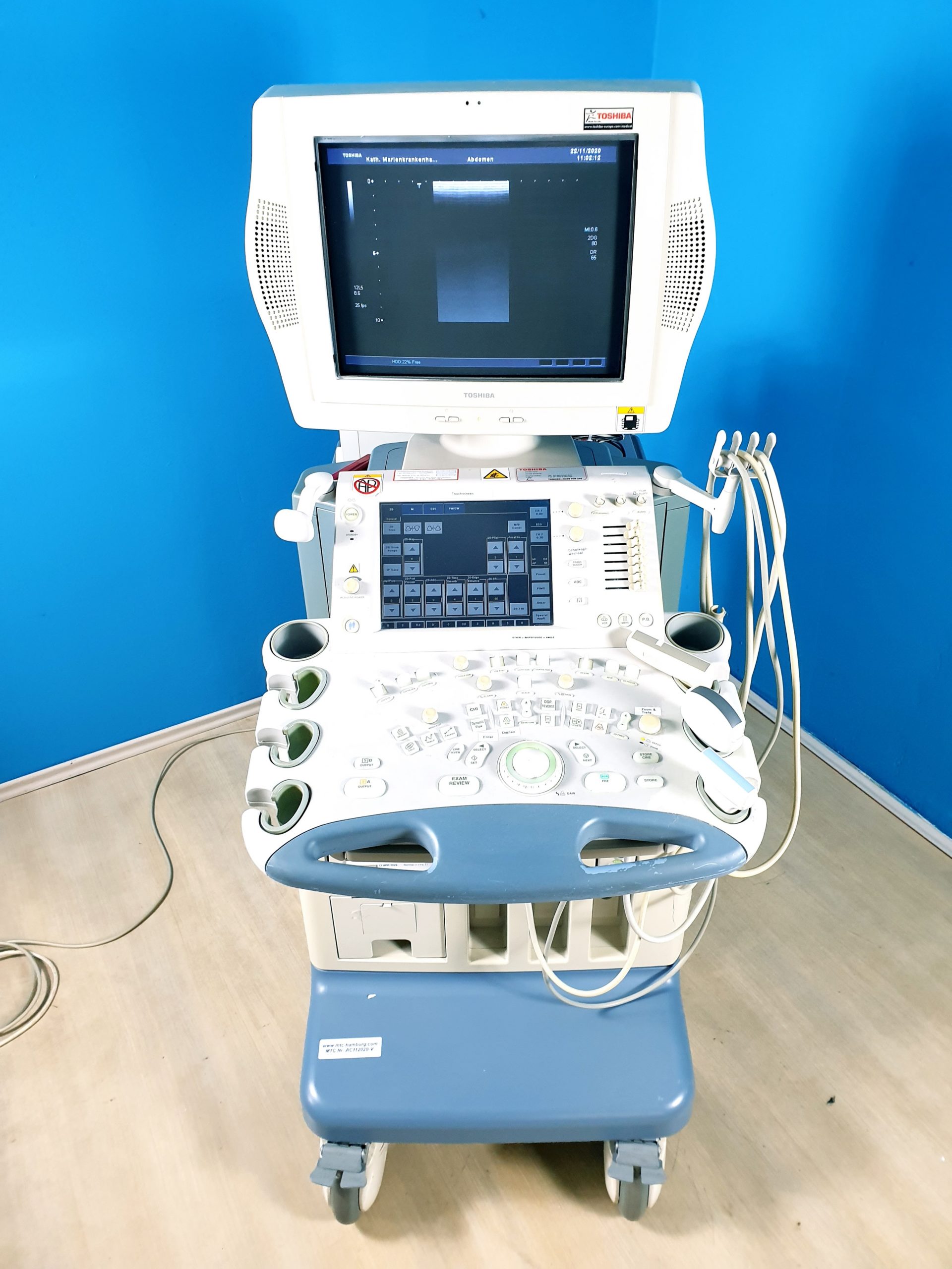 Toshiba SSA-770A Aplio Ultrasound System mit 3 Transducer Probes — image 1 of 6