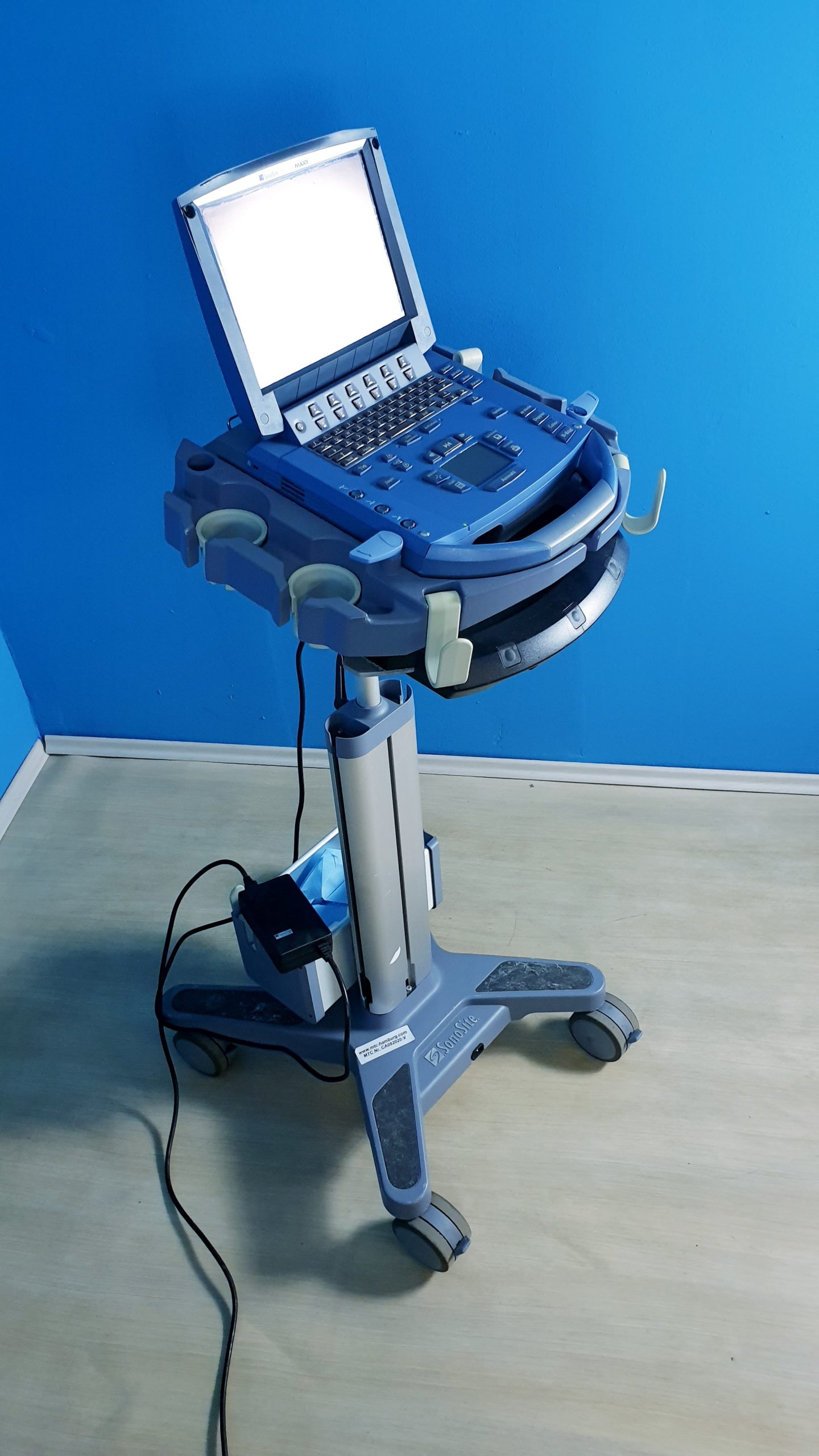 SonoSite MicroMaxx + Triple Transducer Connect 2015 thumbnail 3