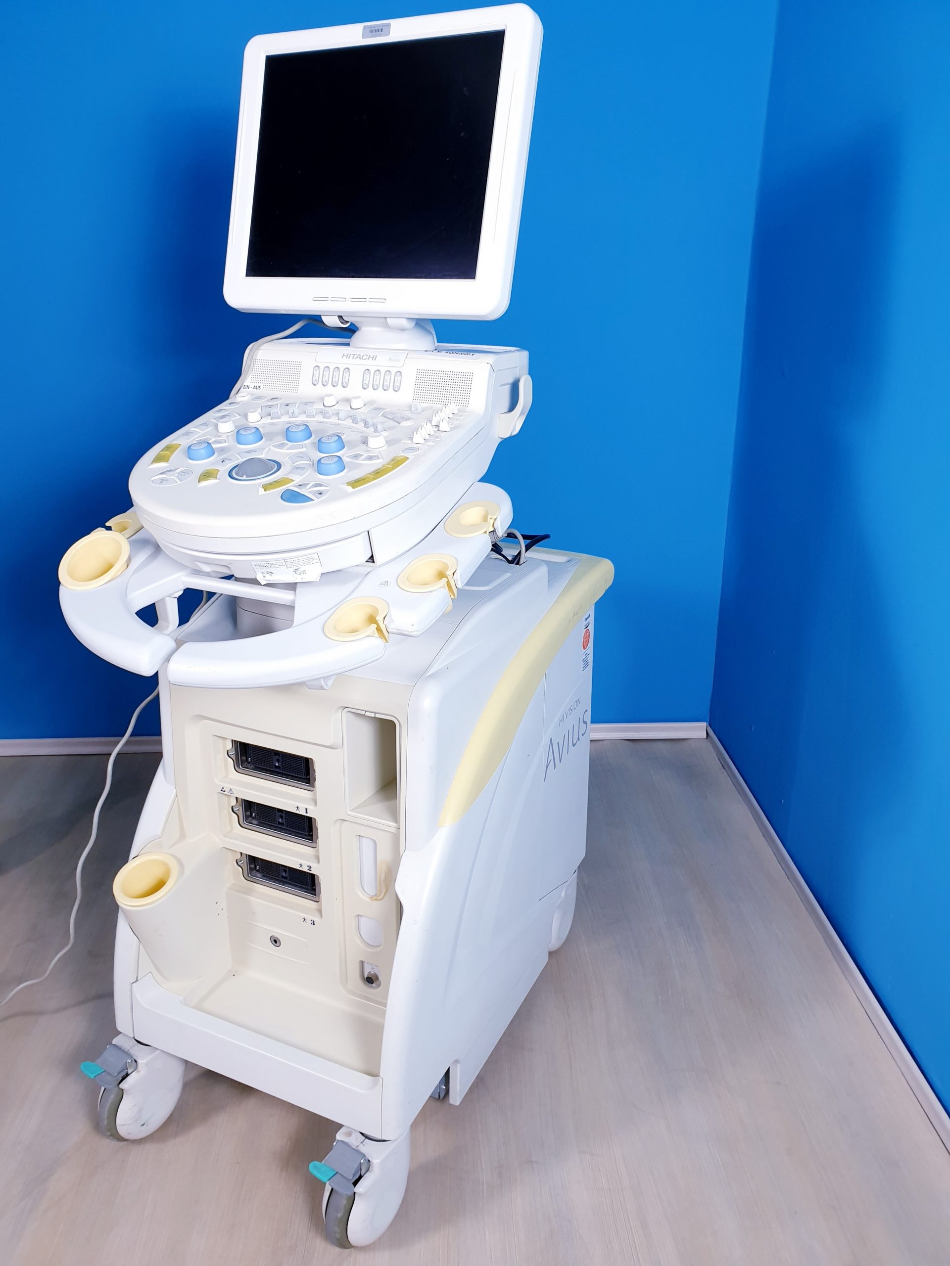 HITACHI – HI VISION Avius Ultrasound System thumbnail 3