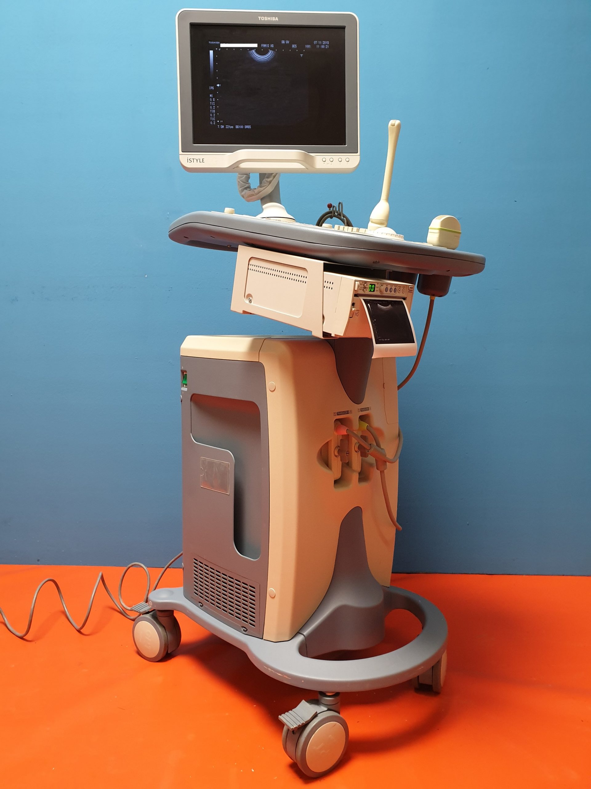 Toshiba FamioXG Ultraschallgerät mit Konvexsonde PVQ- 375A + Endovag.-sonde PVQ-641V & Printer P93 thumbnail 3